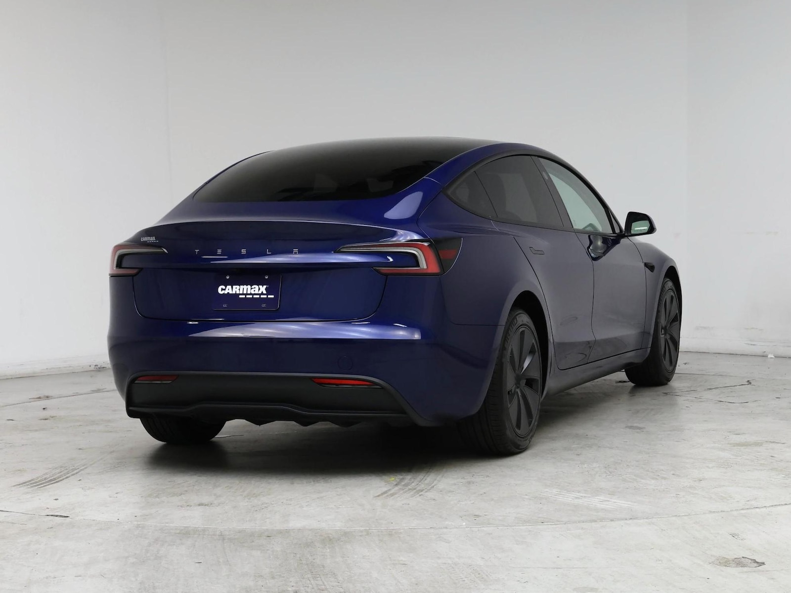 2025 Tesla Model 3 Long Range - Photo 9