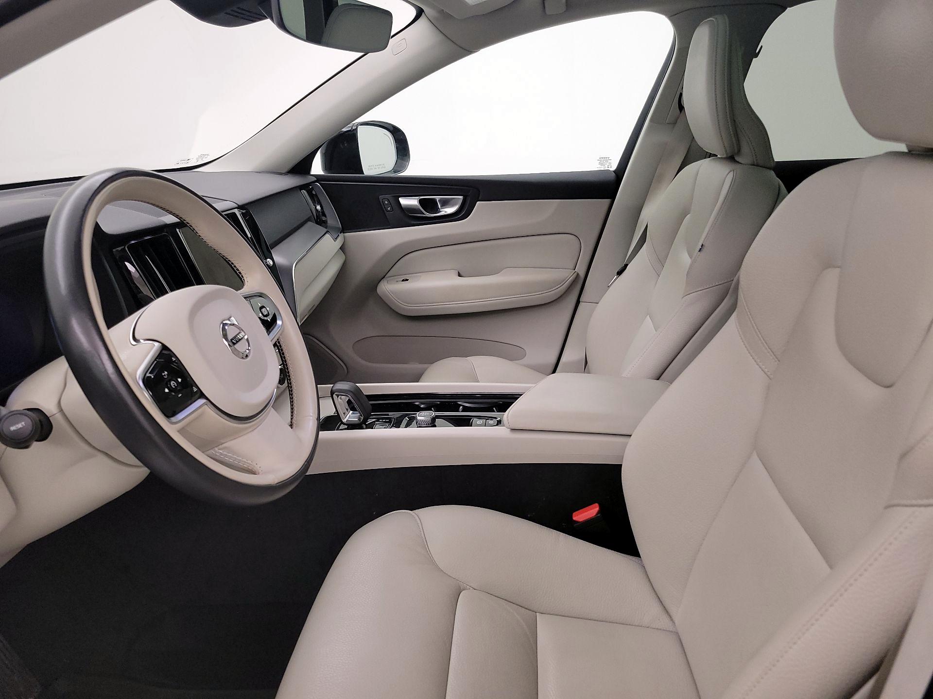 Thumbnail: 2024 Volvo XC60 - 11