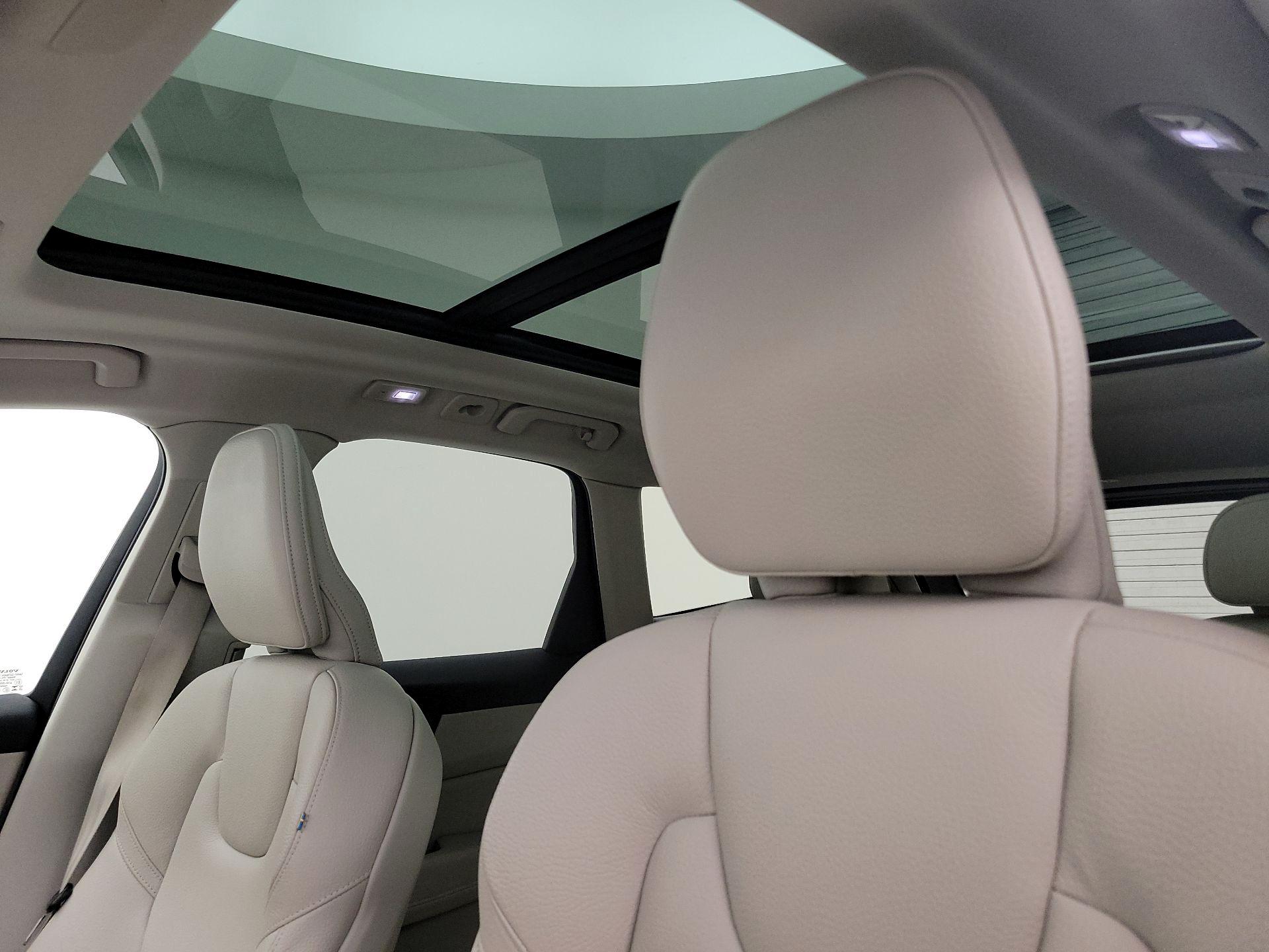 Thumbnail: 2024 Volvo XC60 - 19