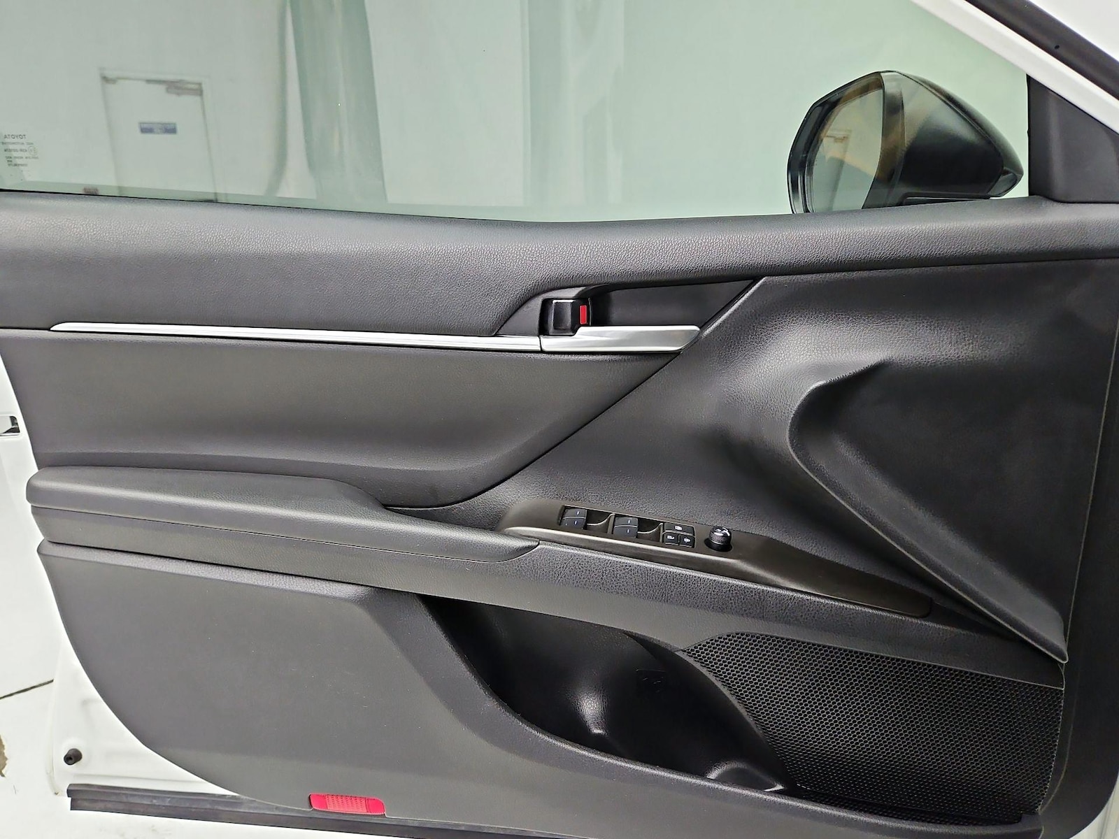 2024 Toyota Camry SE Nightshade - Photo 13