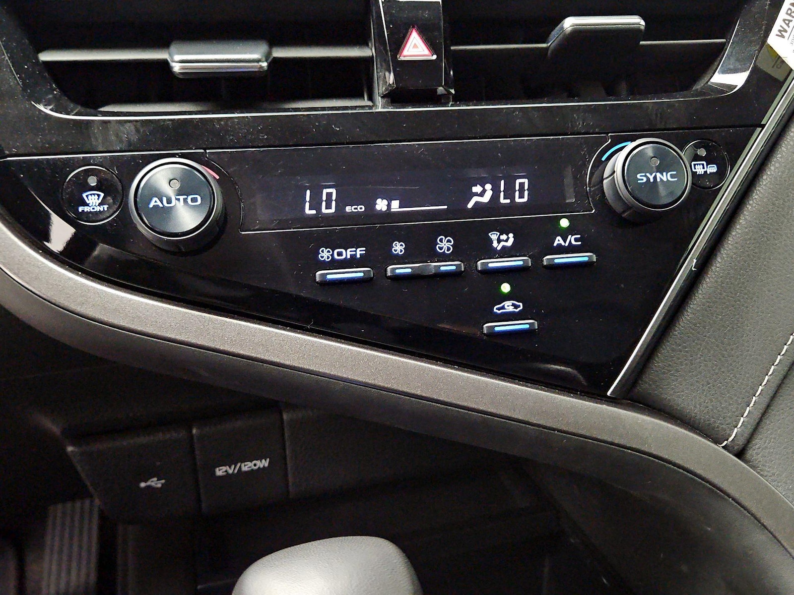 2024 Toyota Camry SE Nightshade - Photo 17