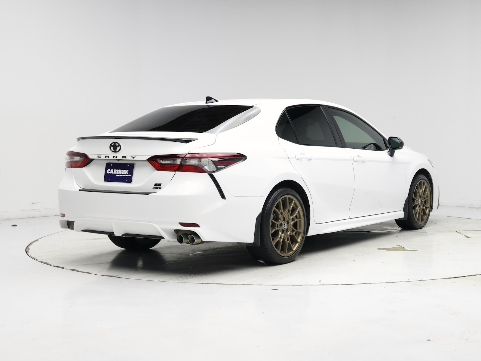 2024 Toyota Camry SE Nightshade - Photo 9
