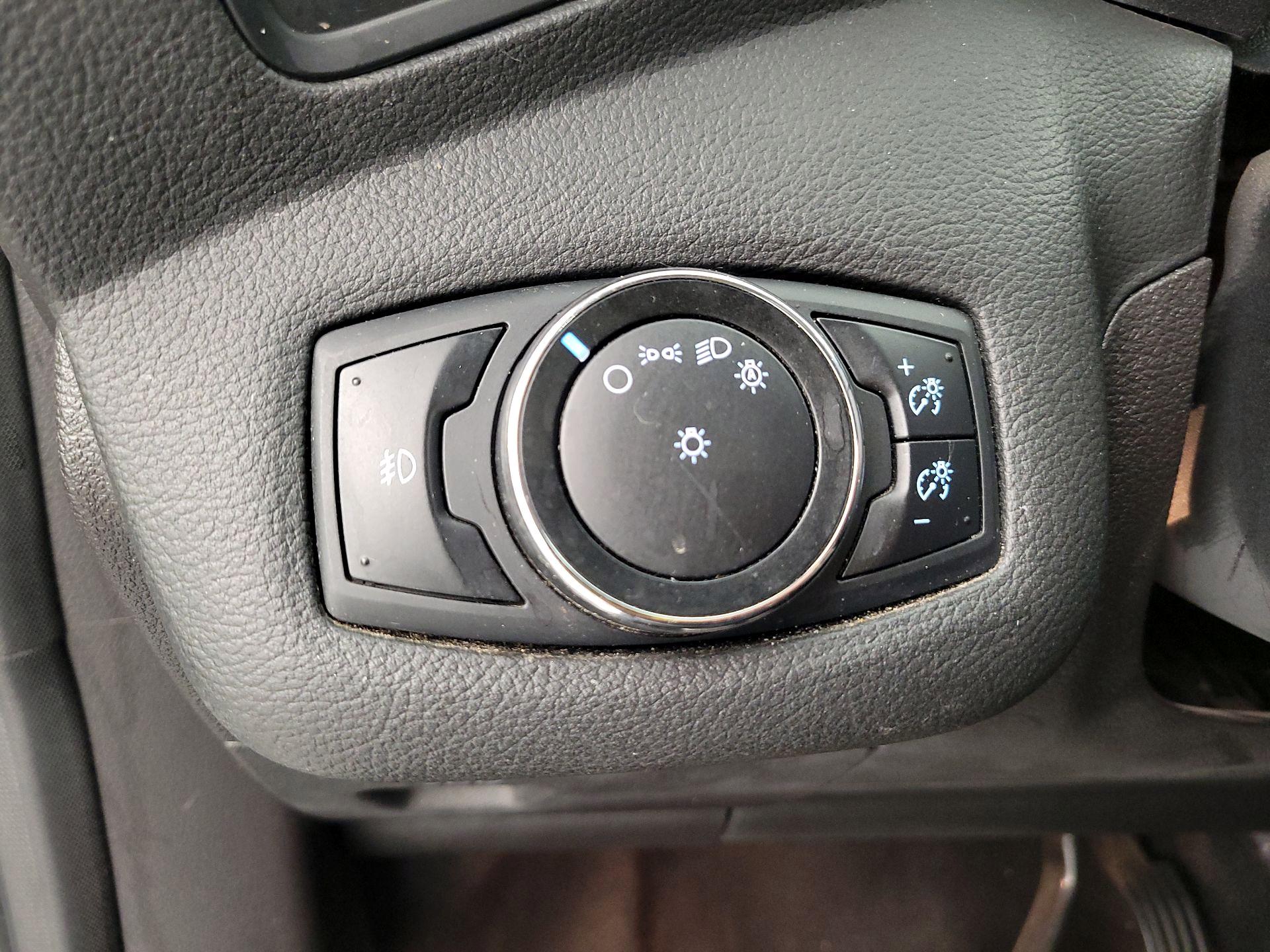 Thumbnail: 2014 Ford Escape - 13