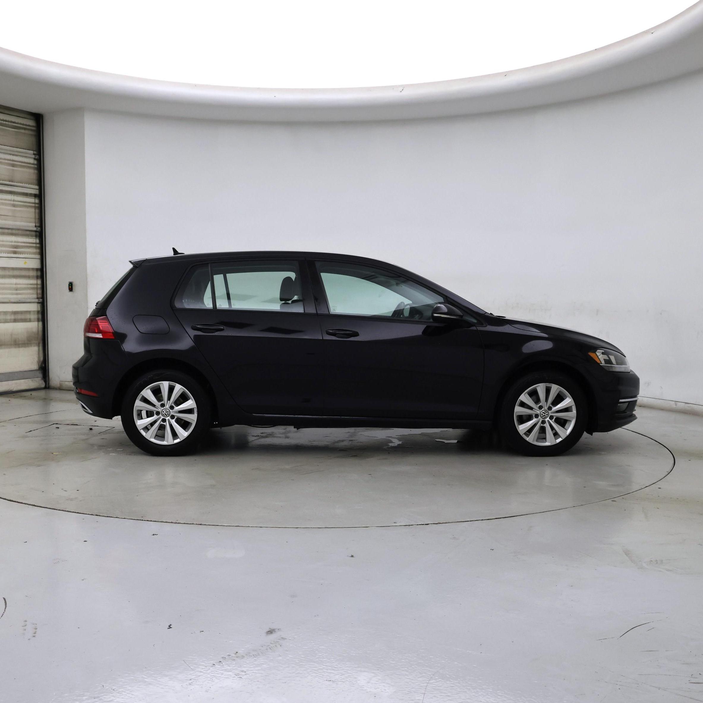 Thumbnail: 2019 Volkswagen Golf - 7