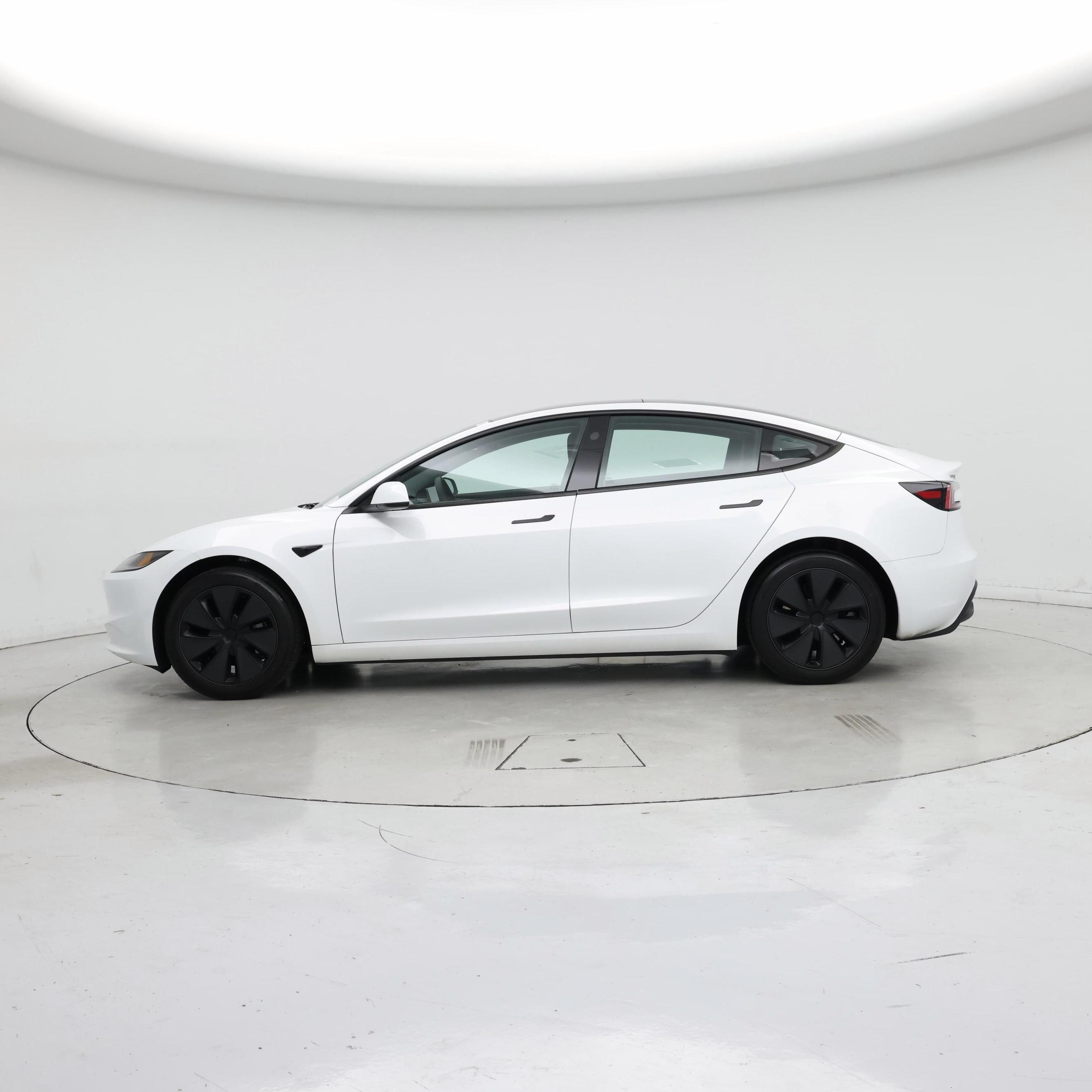 Thumbnail: 2025 Tesla Model 3 - 3