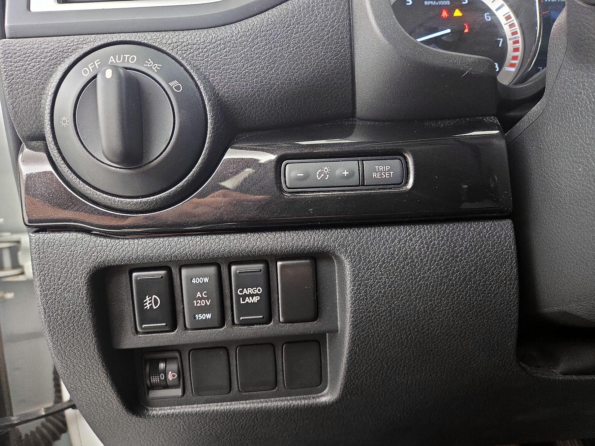 Thumbnail: 2018 Nissan Titan - 13
