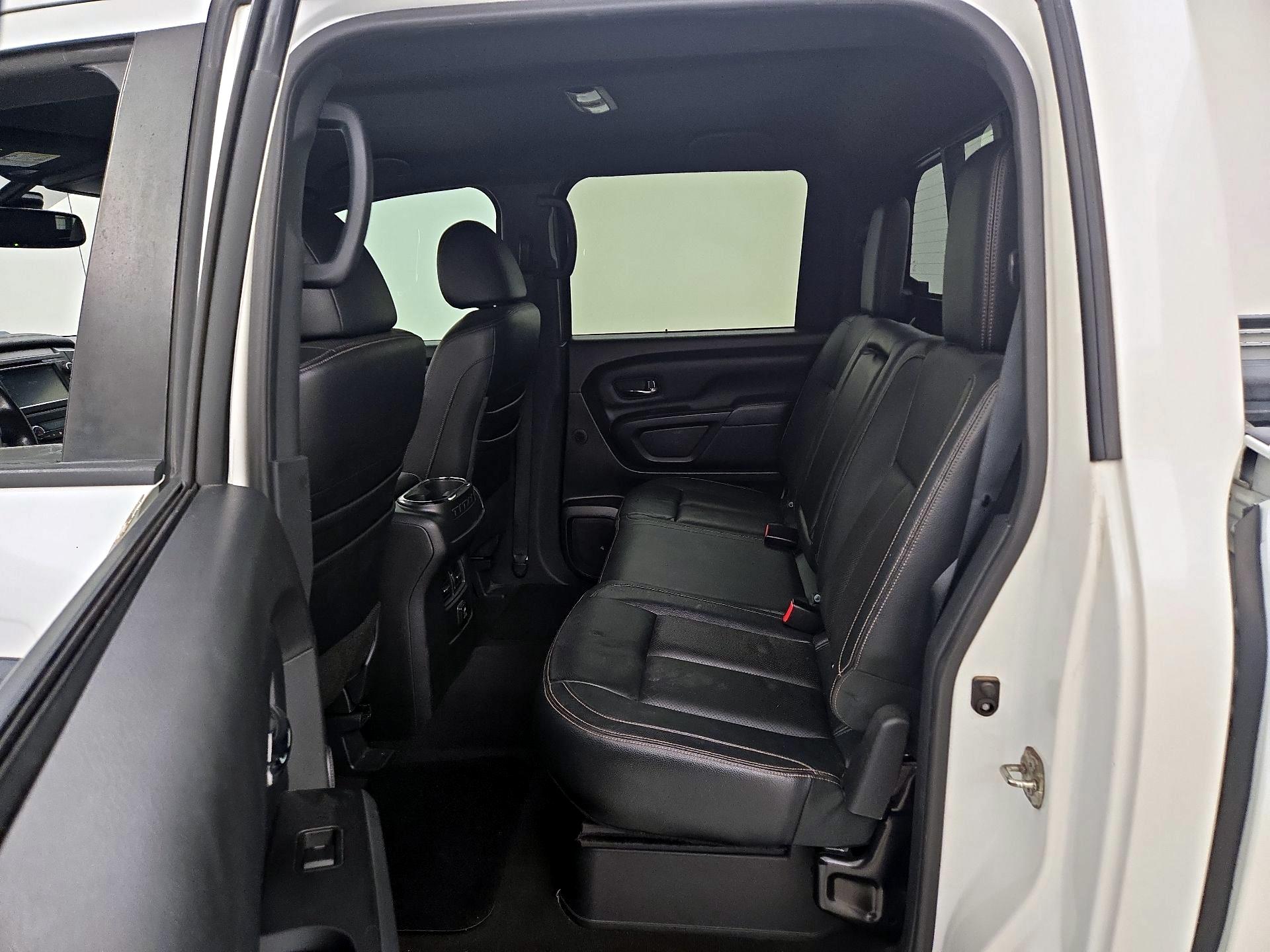 Thumbnail: 2018 Nissan Titan - 20