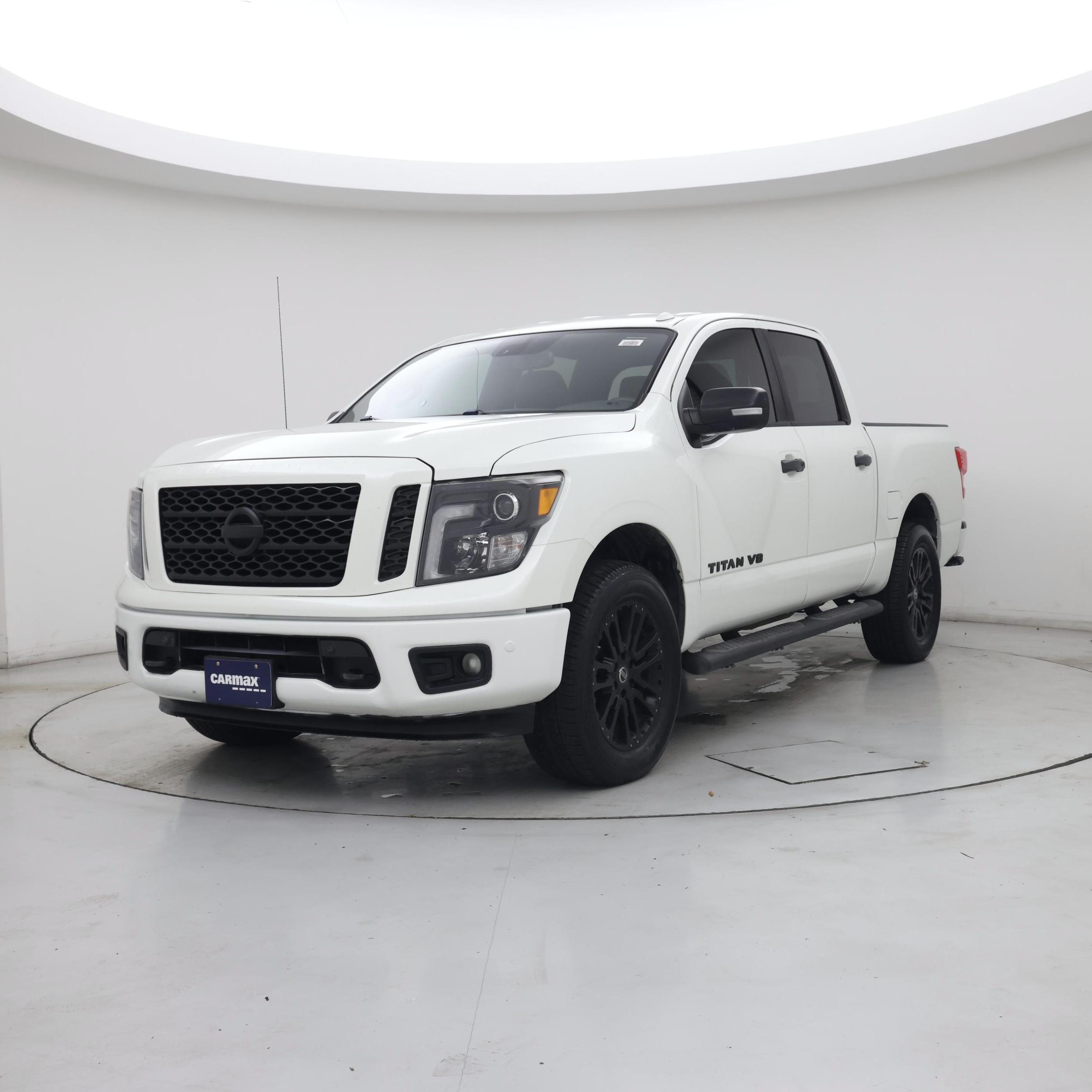 Thumbnail: 2018 Nissan Titan - 4