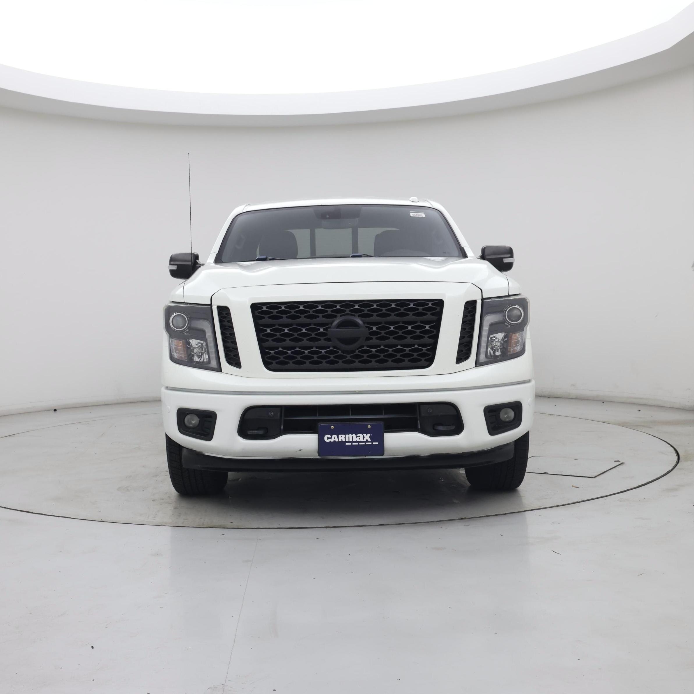 Thumbnail: 2018 Nissan Titan - 5