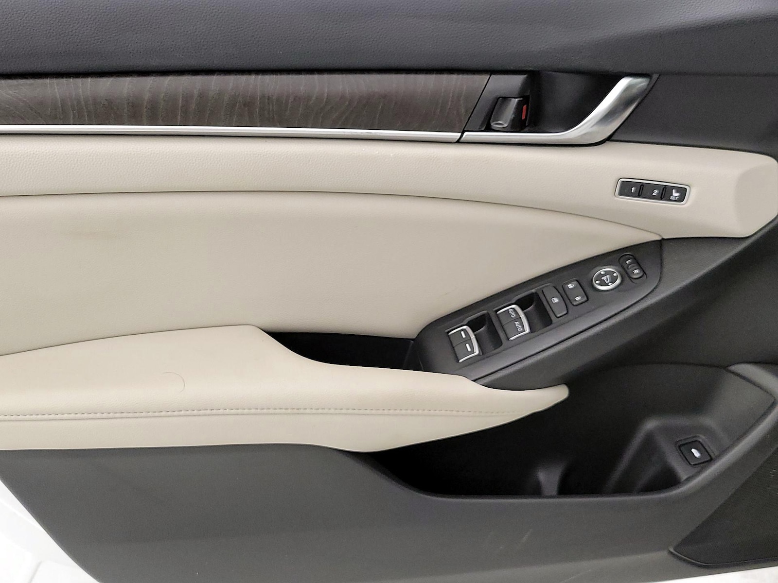 2022 Honda Accord Touring - Photo 13