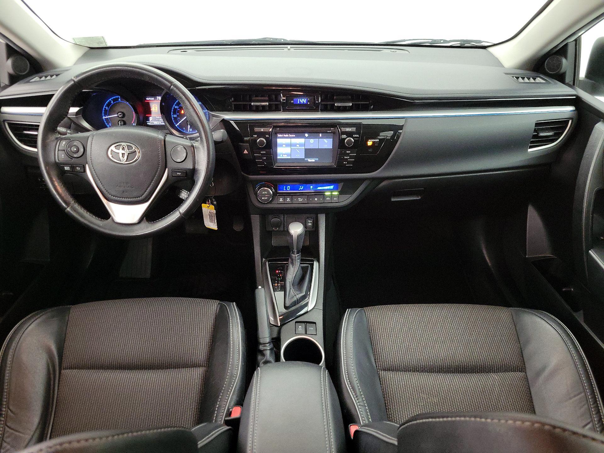 Thumbnail: 2015 Toyota Corolla - 9