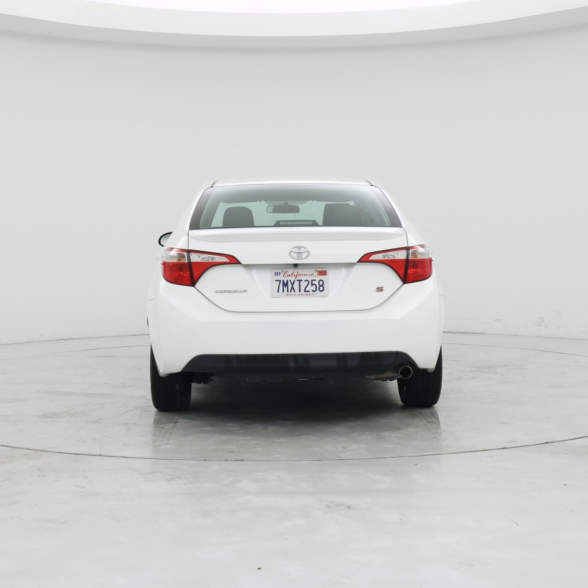Thumbnail: 2015 Toyota Corolla - 6