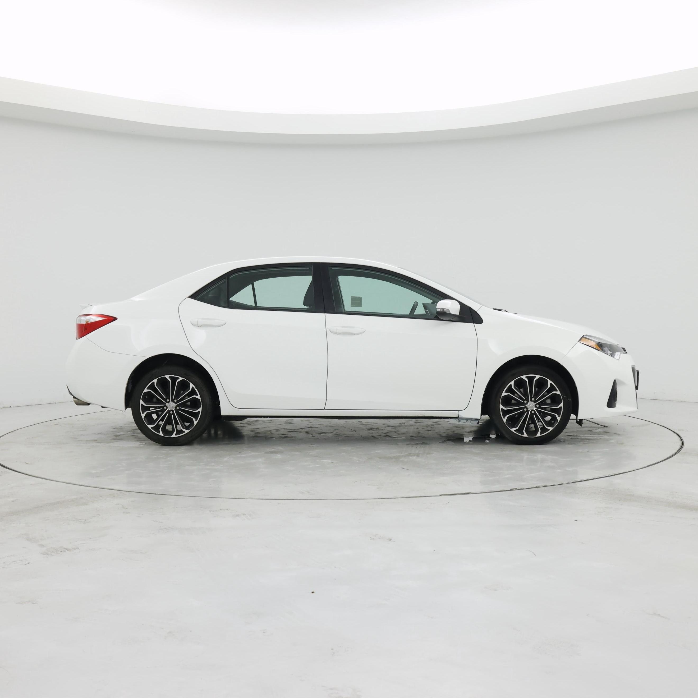 Thumbnail: 2015 Toyota Corolla - 7
