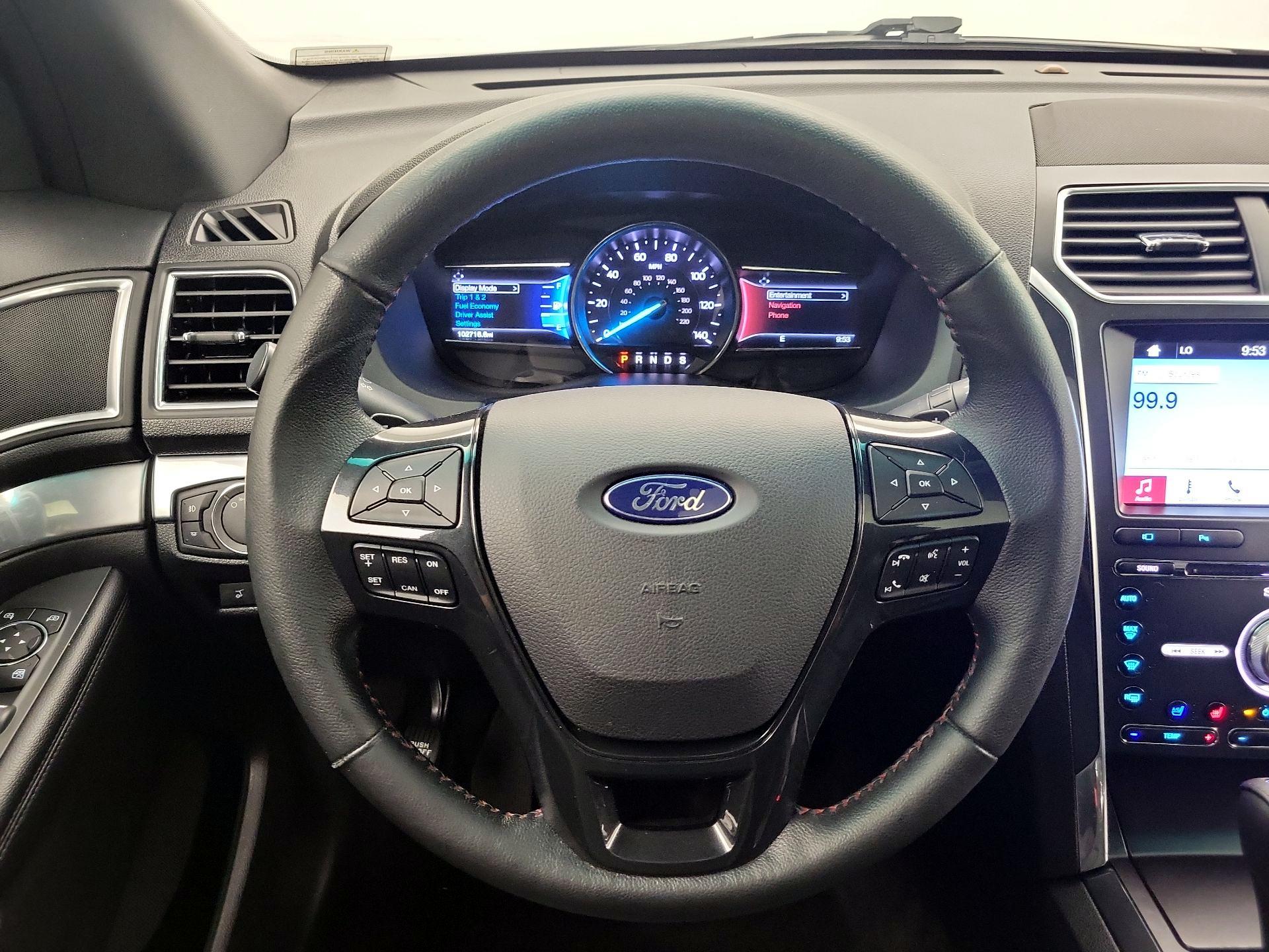 Thumbnail: 2017 Ford Explorer - 10