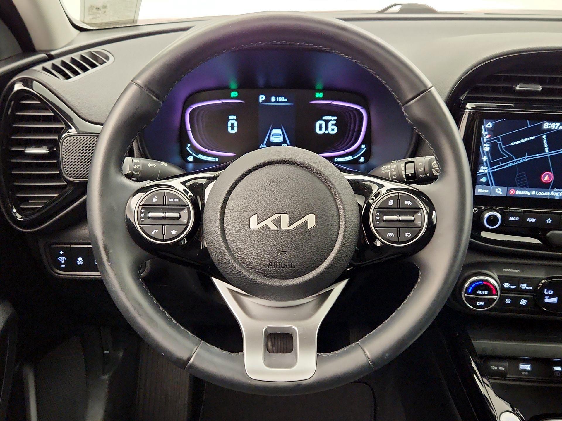 Thumbnail: 2023 Kia Soul - 10