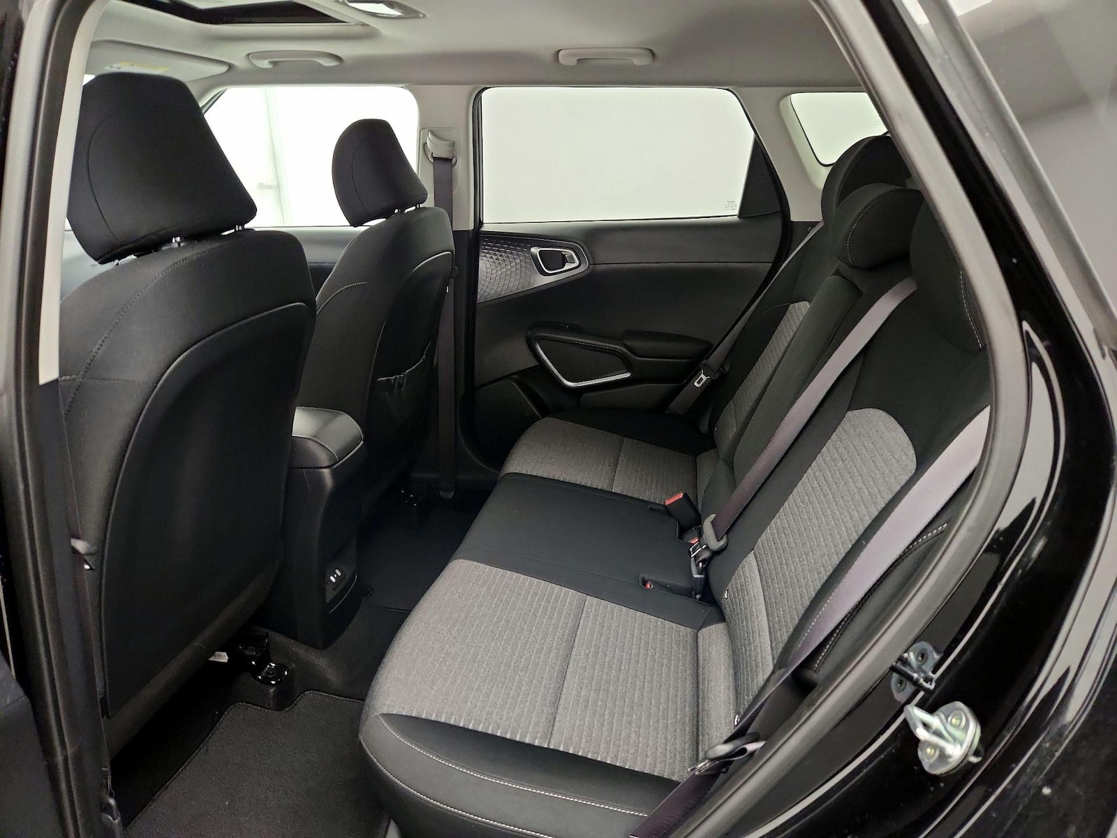 2023 Kia Soul EX - Photo 22