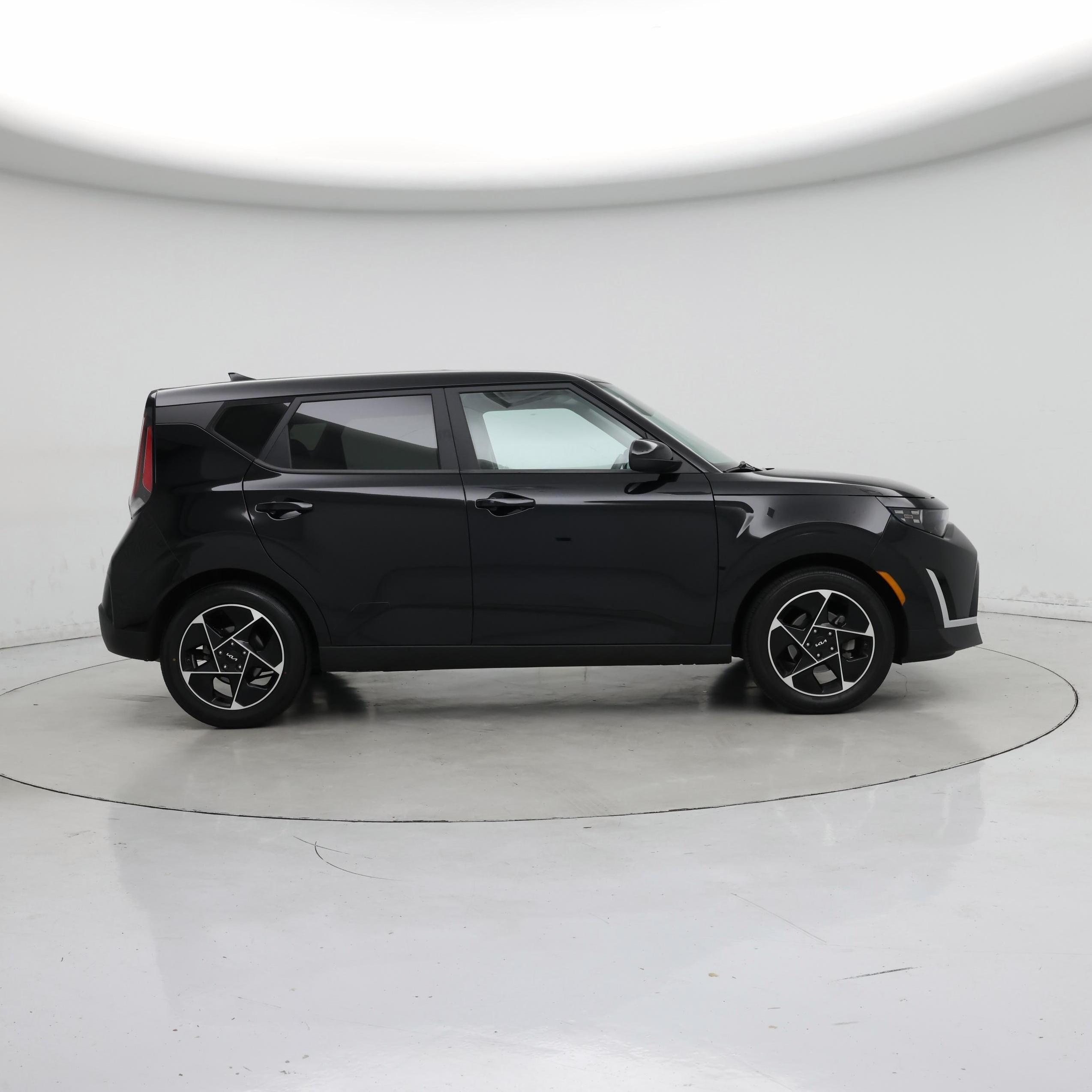 Thumbnail: 2023 Kia Soul - 7