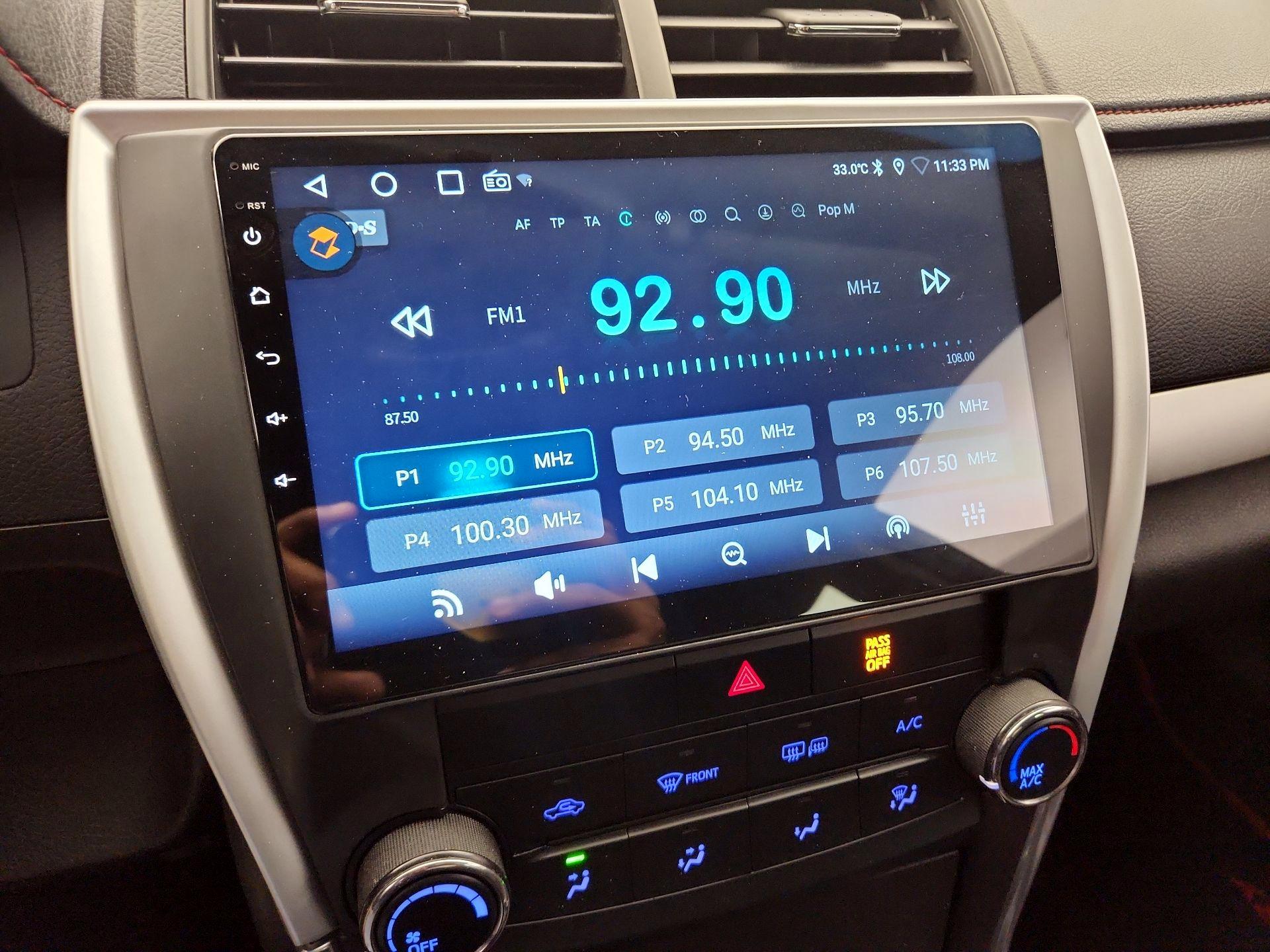 Thumbnail: 2015 Toyota Camry - 15
