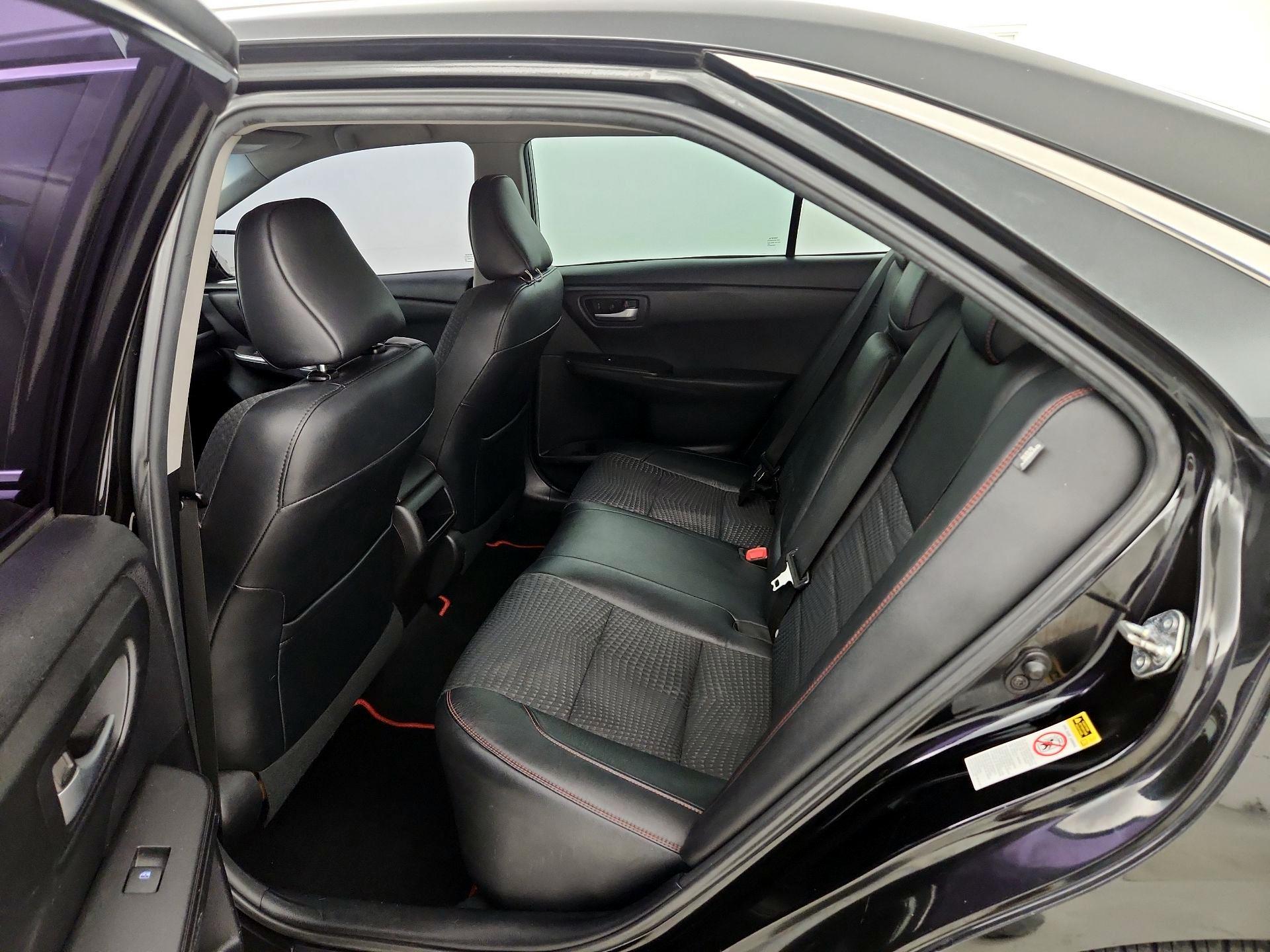 Thumbnail: 2015 Toyota Camry - 19
