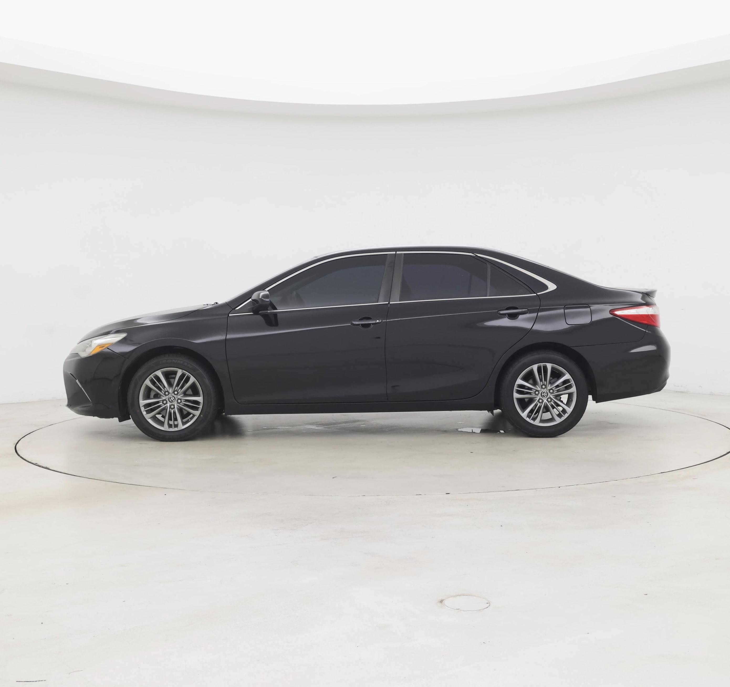 Thumbnail: 2015 Toyota Camry - 3