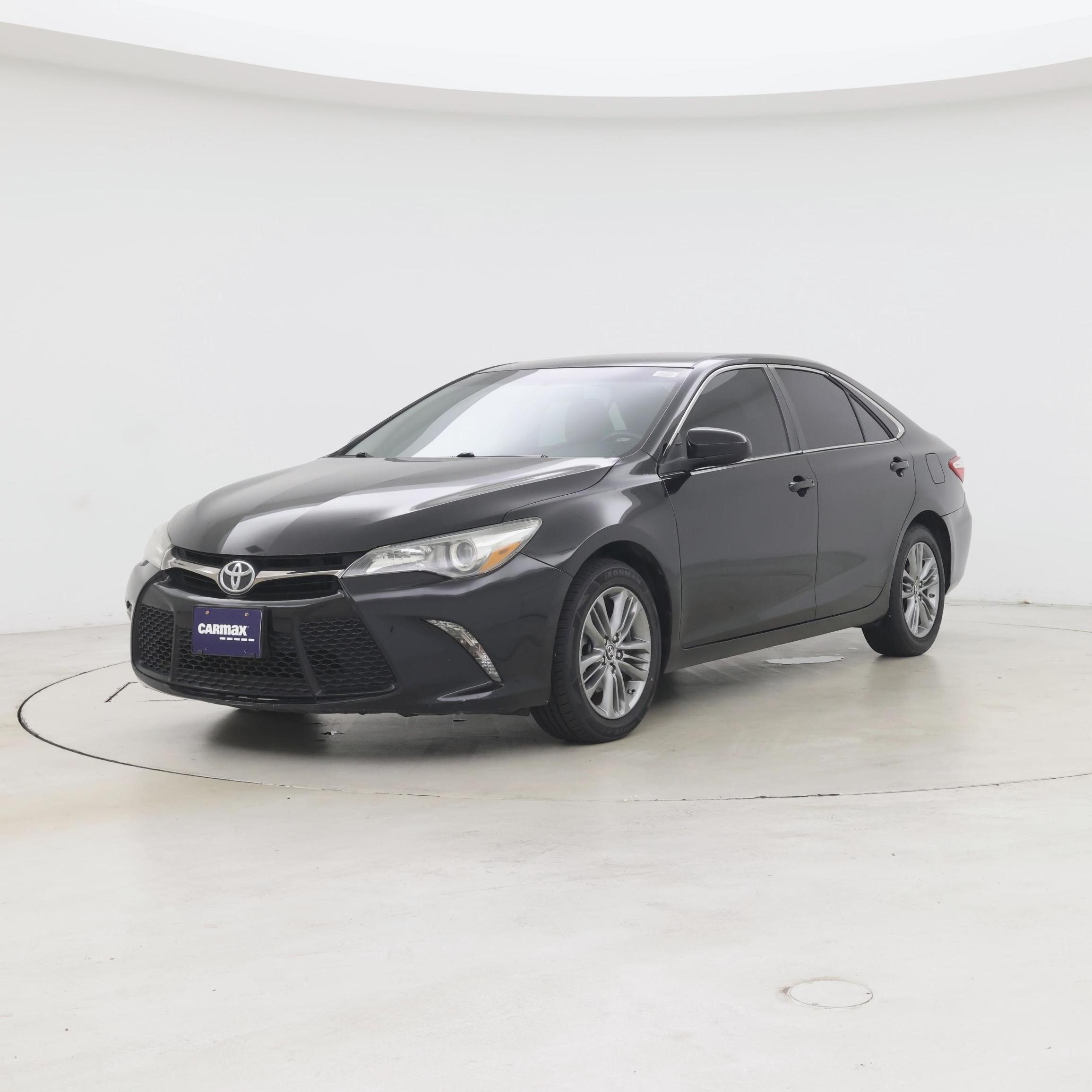 Thumbnail: 2015 Toyota Camry - 4