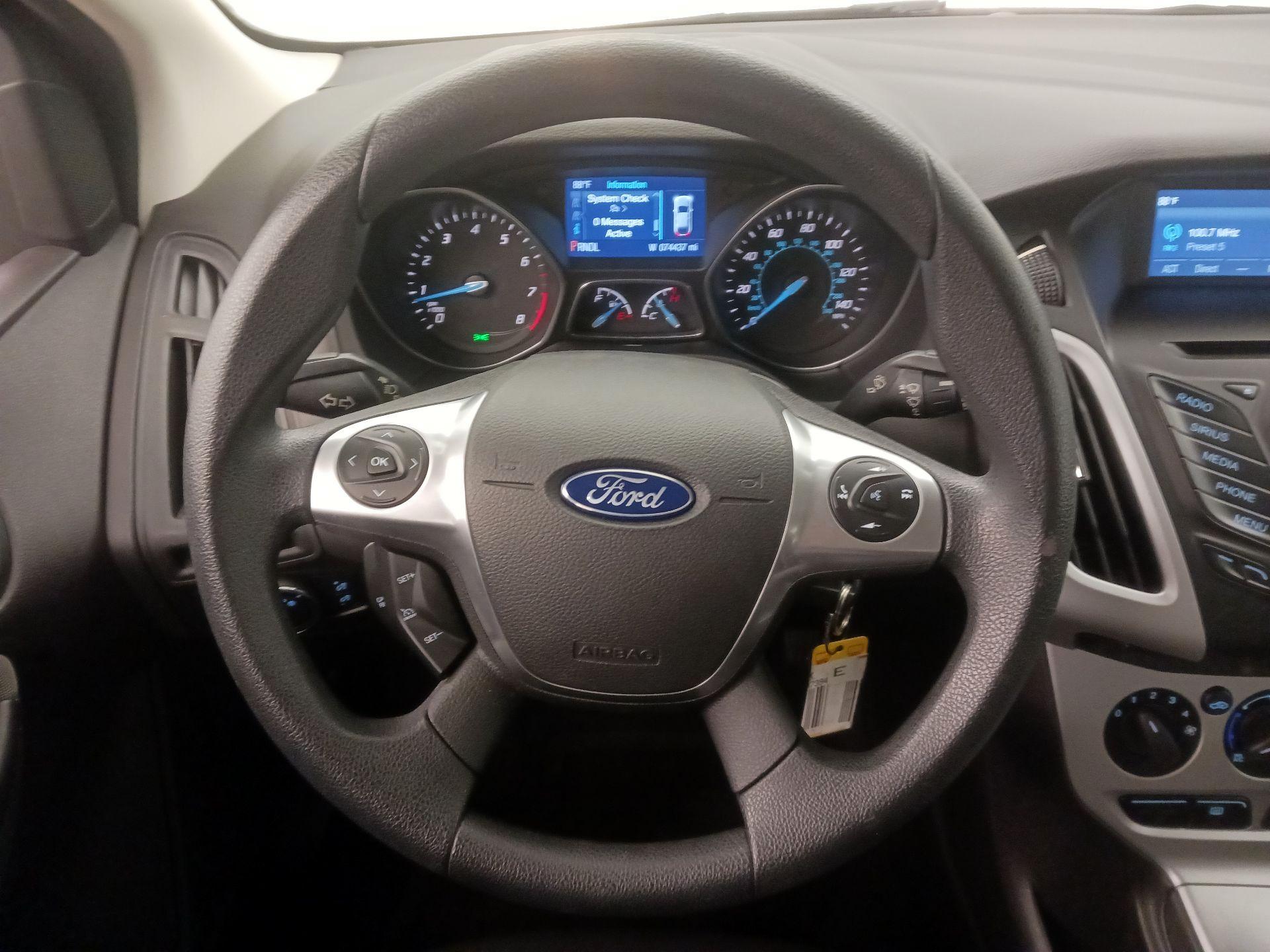 Thumbnail: 2014 Ford Focus - 10