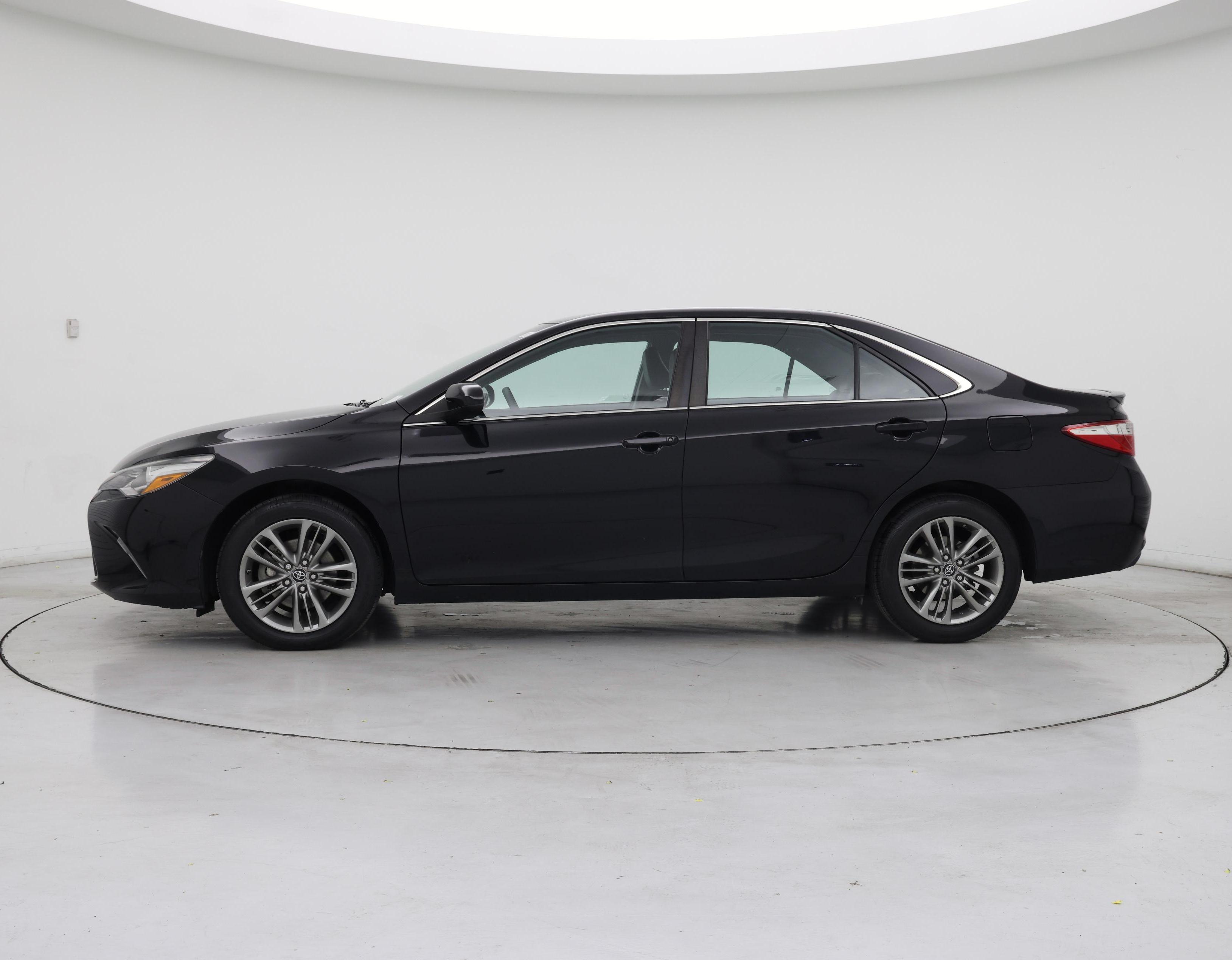 Thumbnail: 2017 Toyota Camry - 3