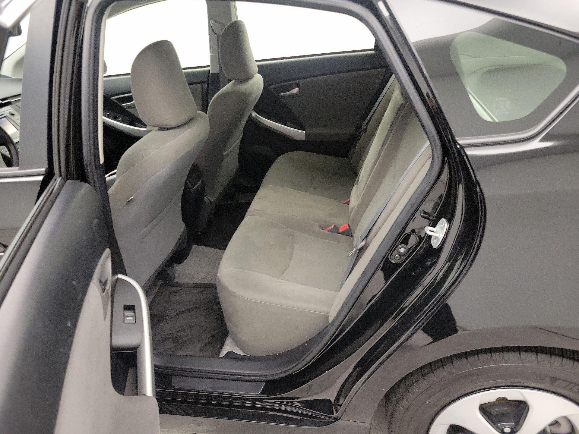 Thumbnail: 2015 Toyota Prius - 19