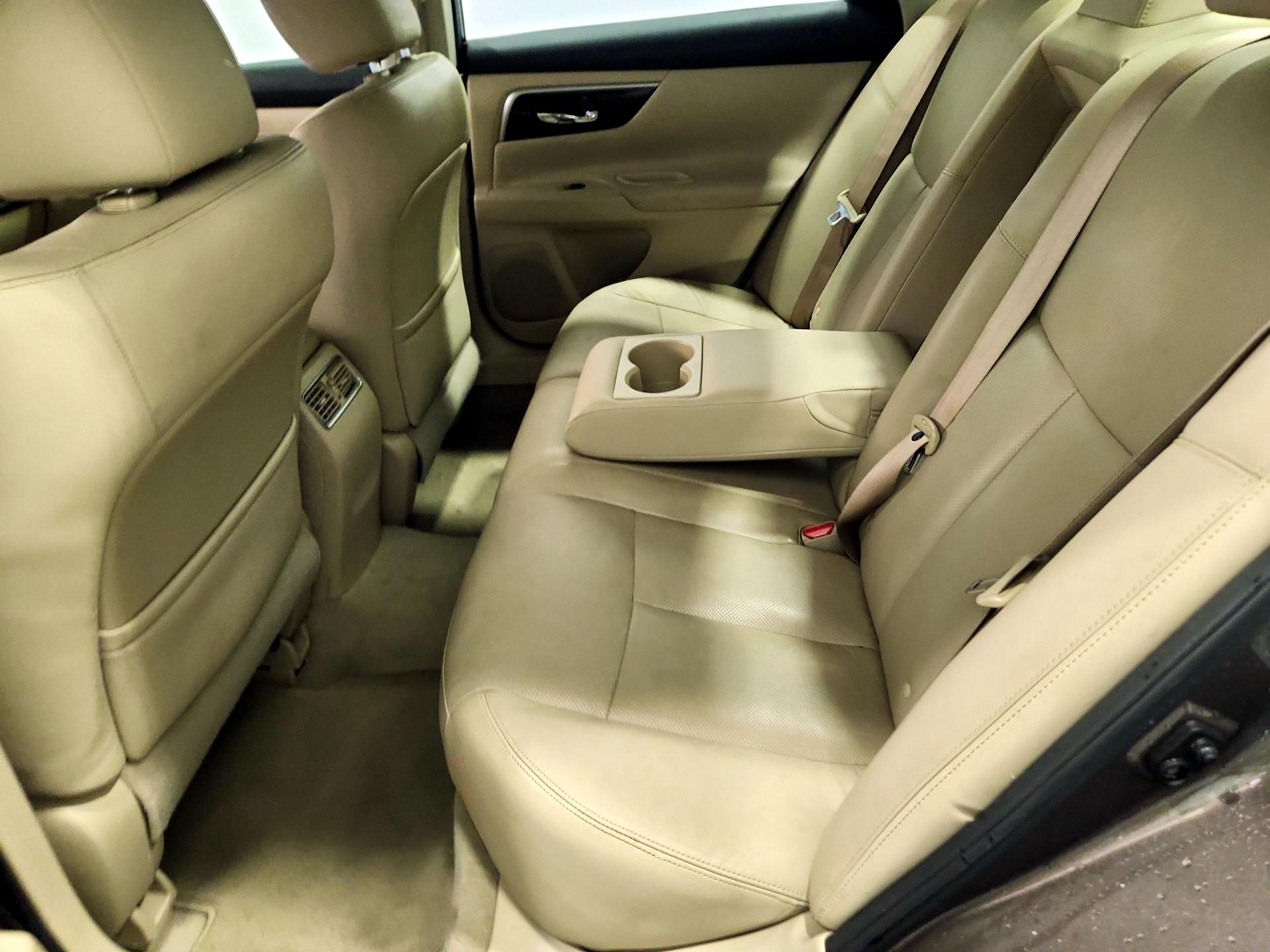 Thumbnail: 2014 Nissan Altima - 19