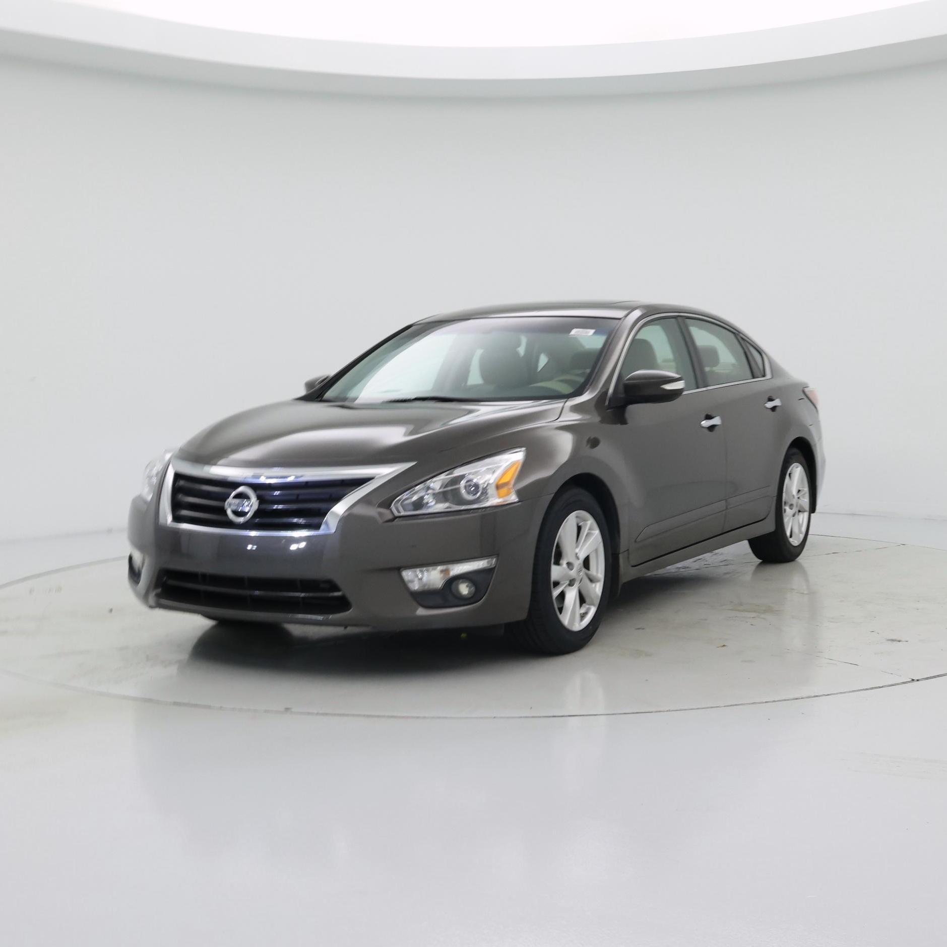 Thumbnail: 2014 Nissan Altima - 4