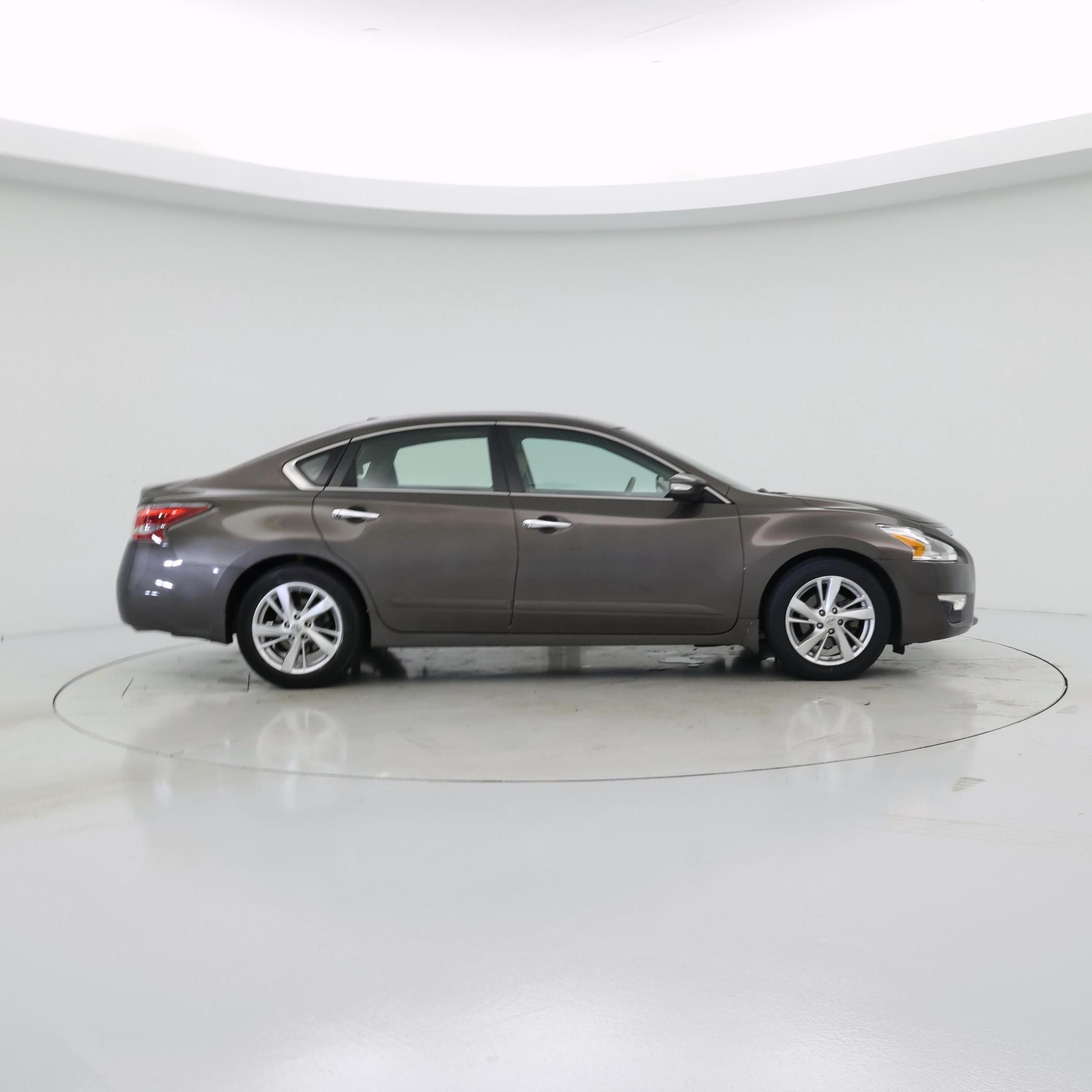 Thumbnail: 2014 Nissan Altima - 7