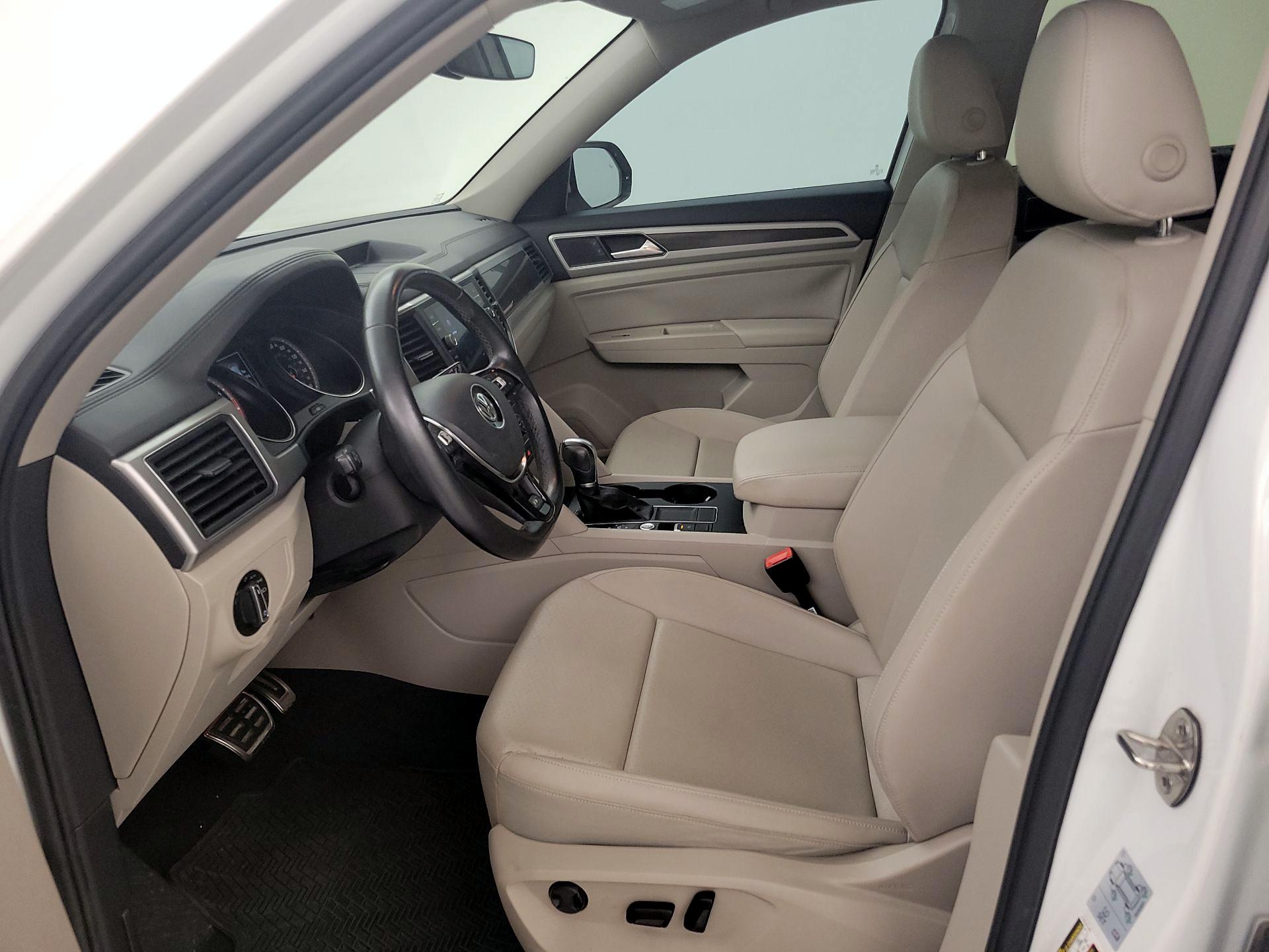 Thumbnail: 2018 Volkswagen Atlas - 11