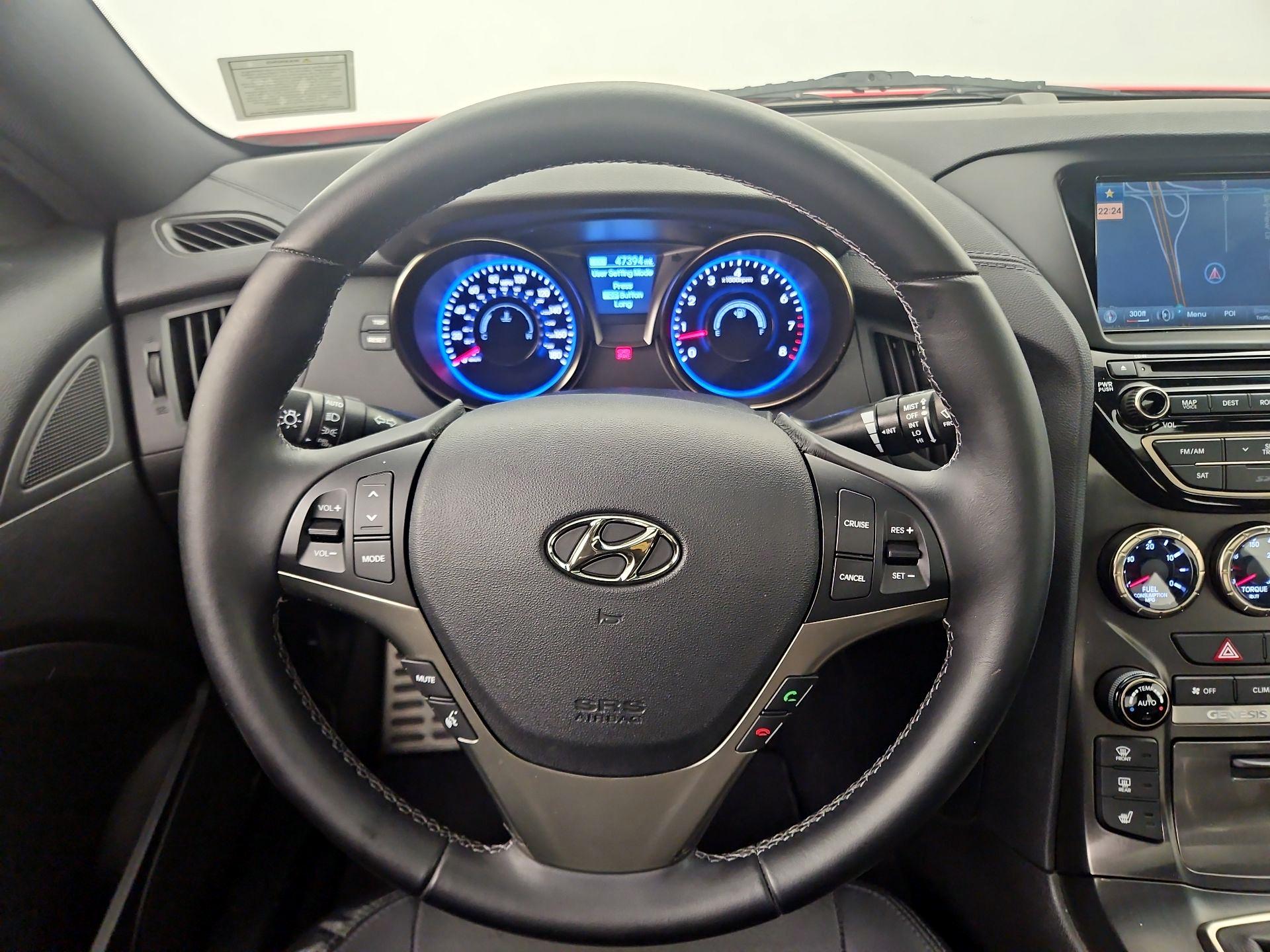 Thumbnail: 2014 Hyundai Genesis - 10
