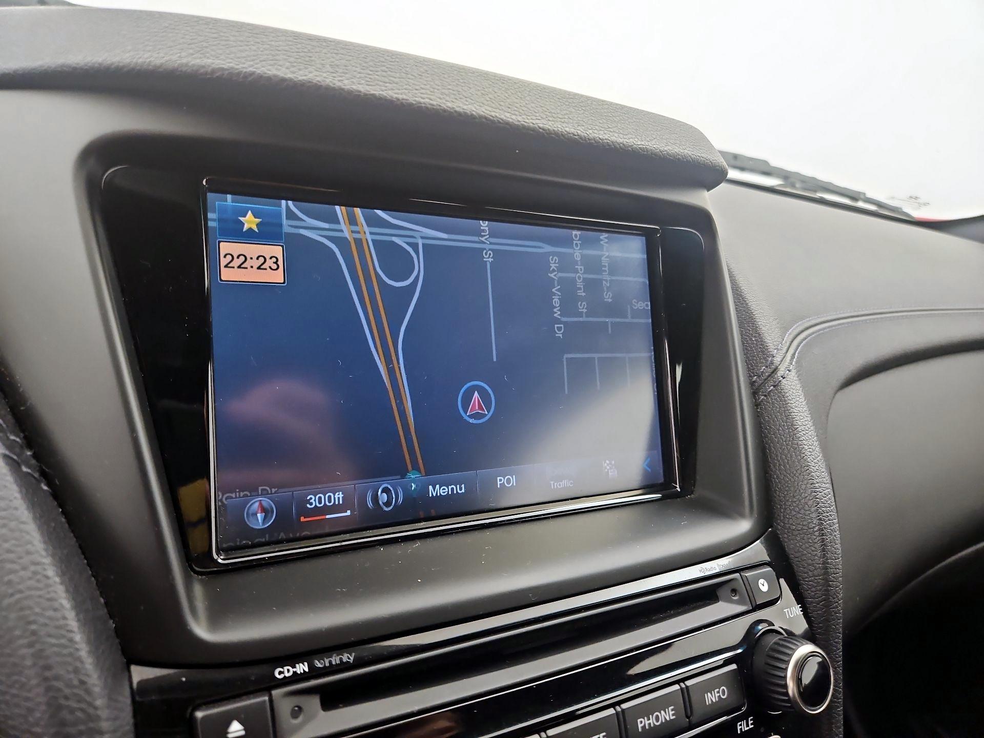 Thumbnail: 2014 Hyundai Genesis - 14