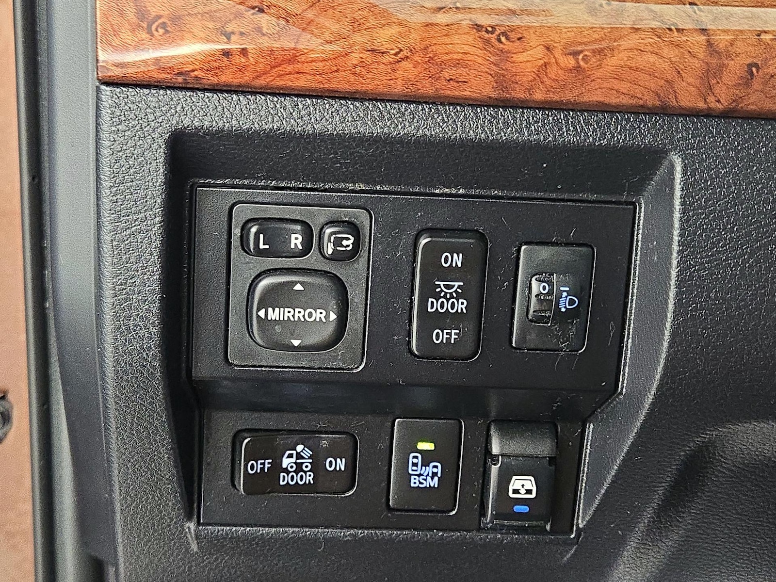 2017 Toyota Tundra 1794 Edition - Photo 14
