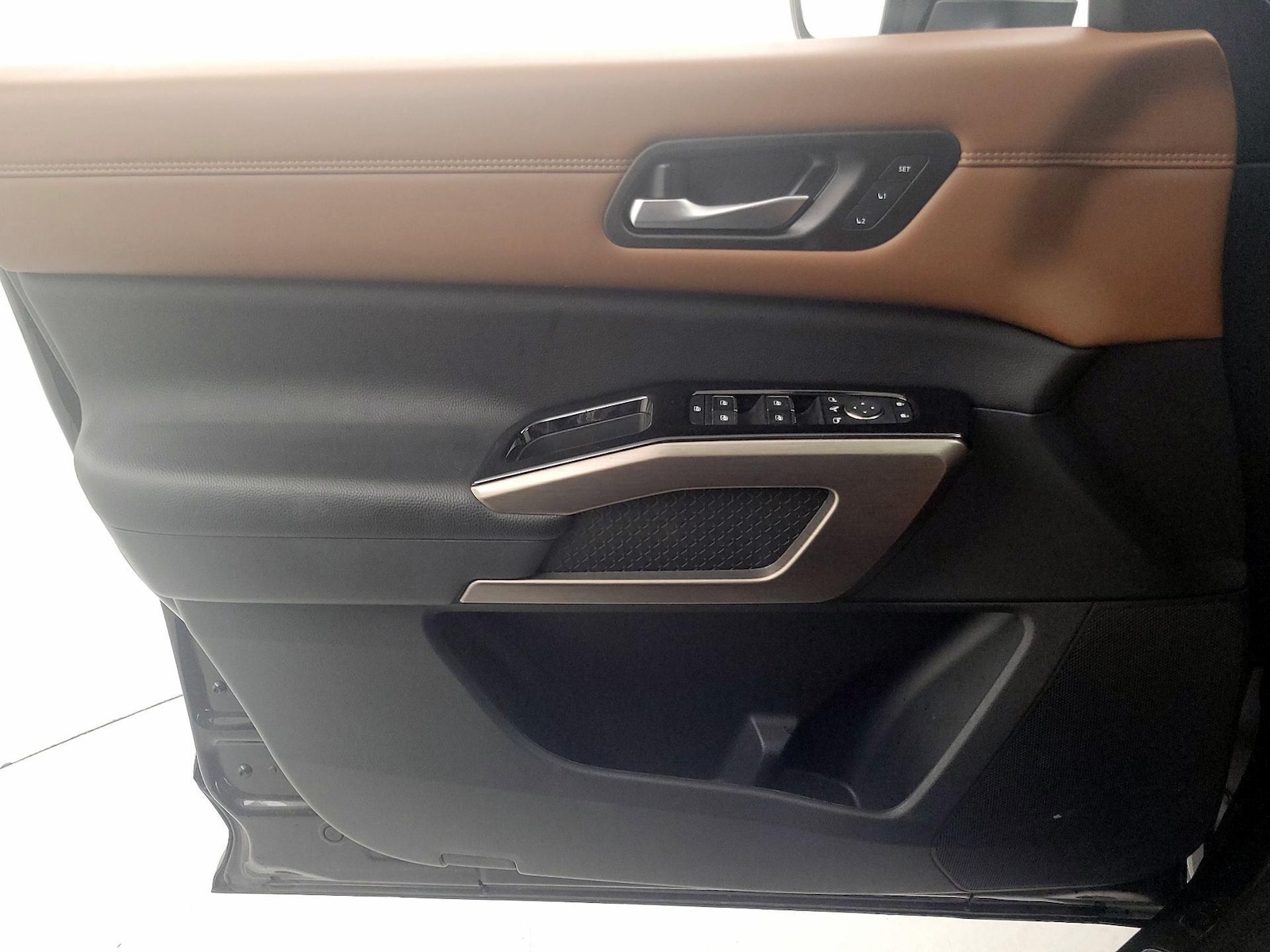2024 Nissan Pathfinder Platinum - Photo 13