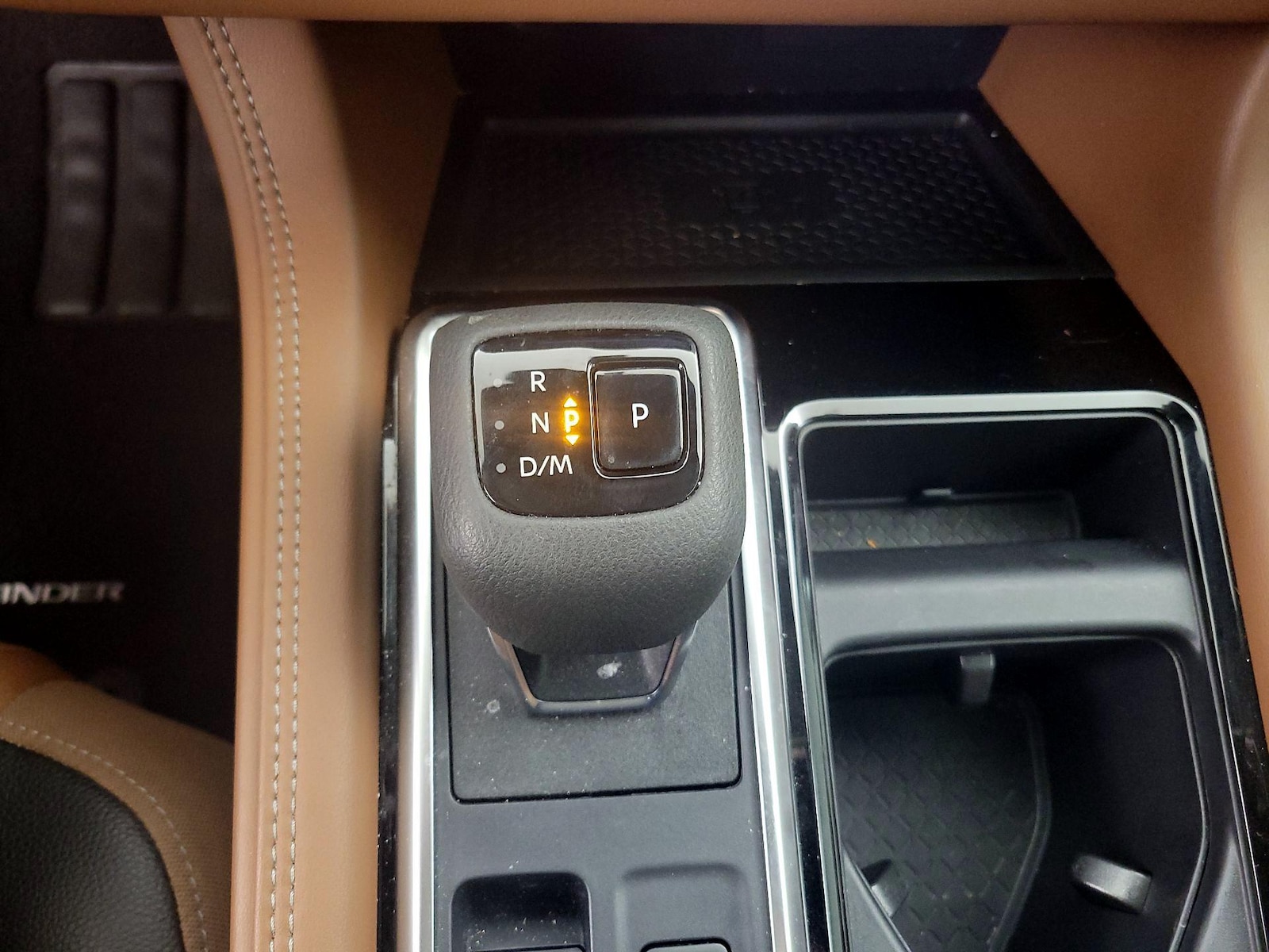 2024 Nissan Pathfinder Platinum - Photo 18