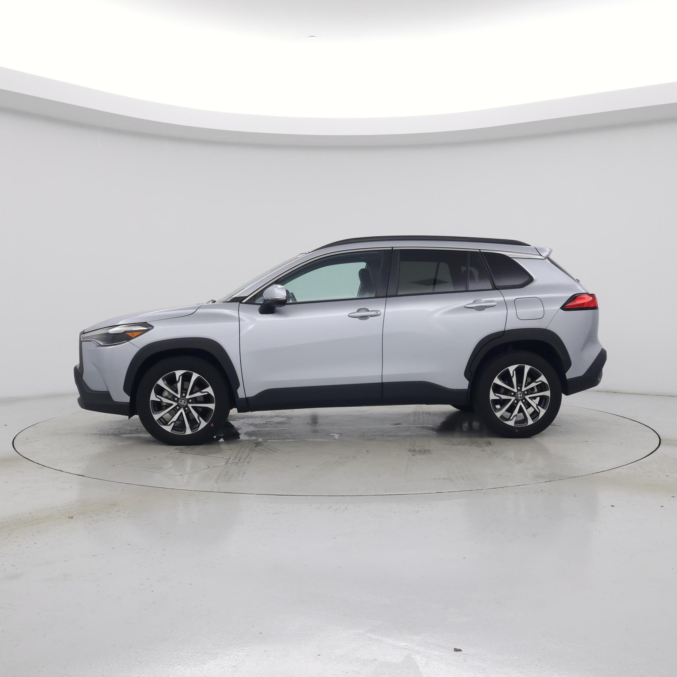 Thumbnail: 2024 Toyota Corolla Cross - 3