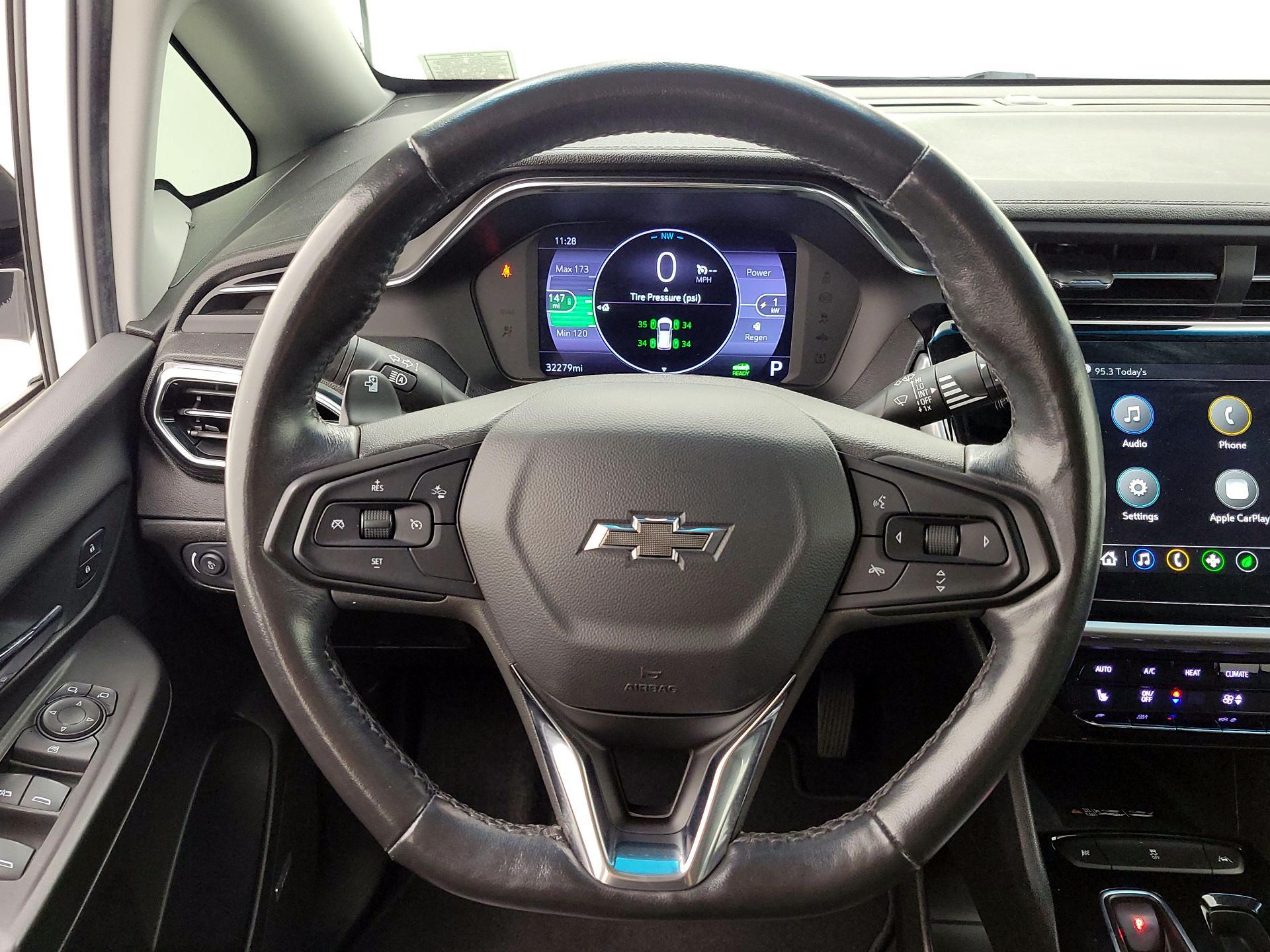 Thumbnail: 2022 Chevrolet Bolt EV - 10