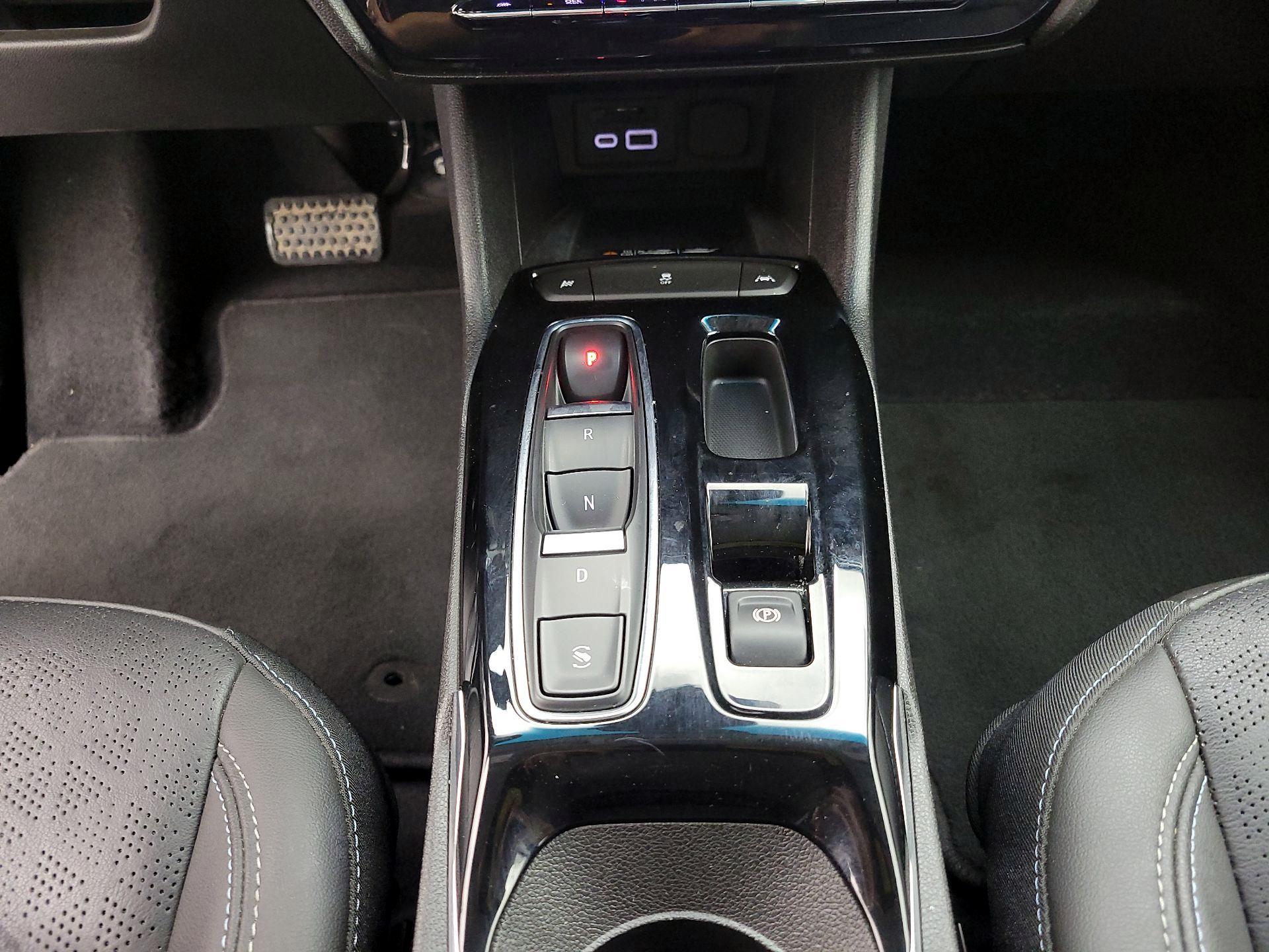 Thumbnail: 2022 Chevrolet Bolt EV - 17