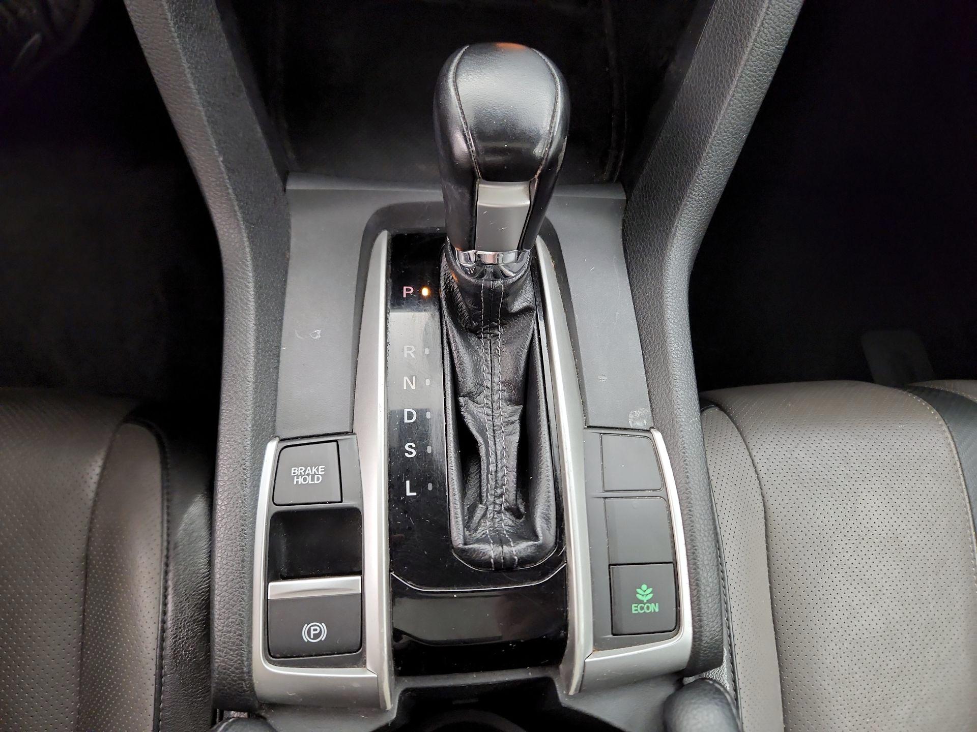 Thumbnail: 2017 Honda Civic - 19