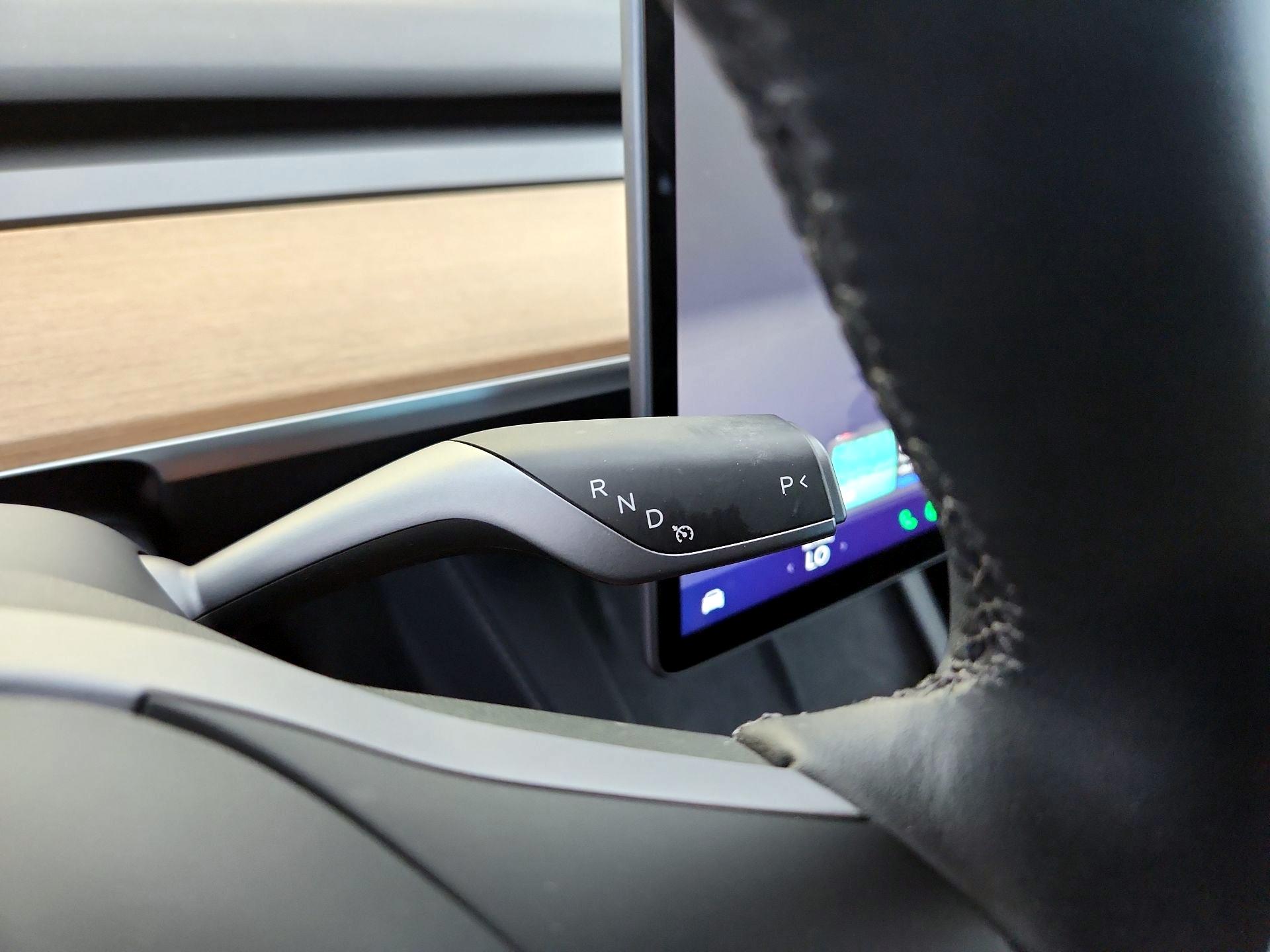 Thumbnail: 2025 Tesla Model Y - 17