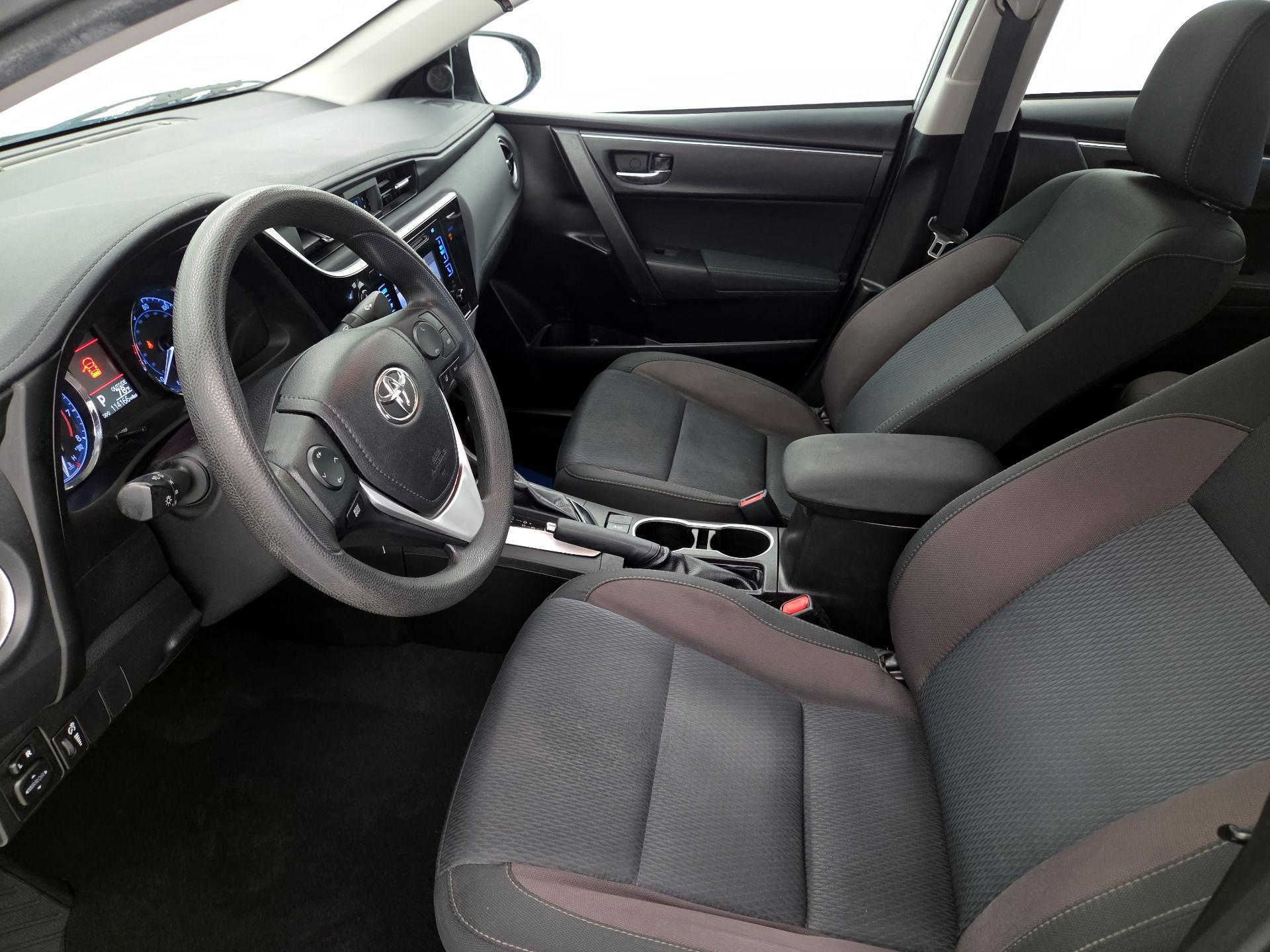 Thumbnail: 2018 Toyota Corolla - 11