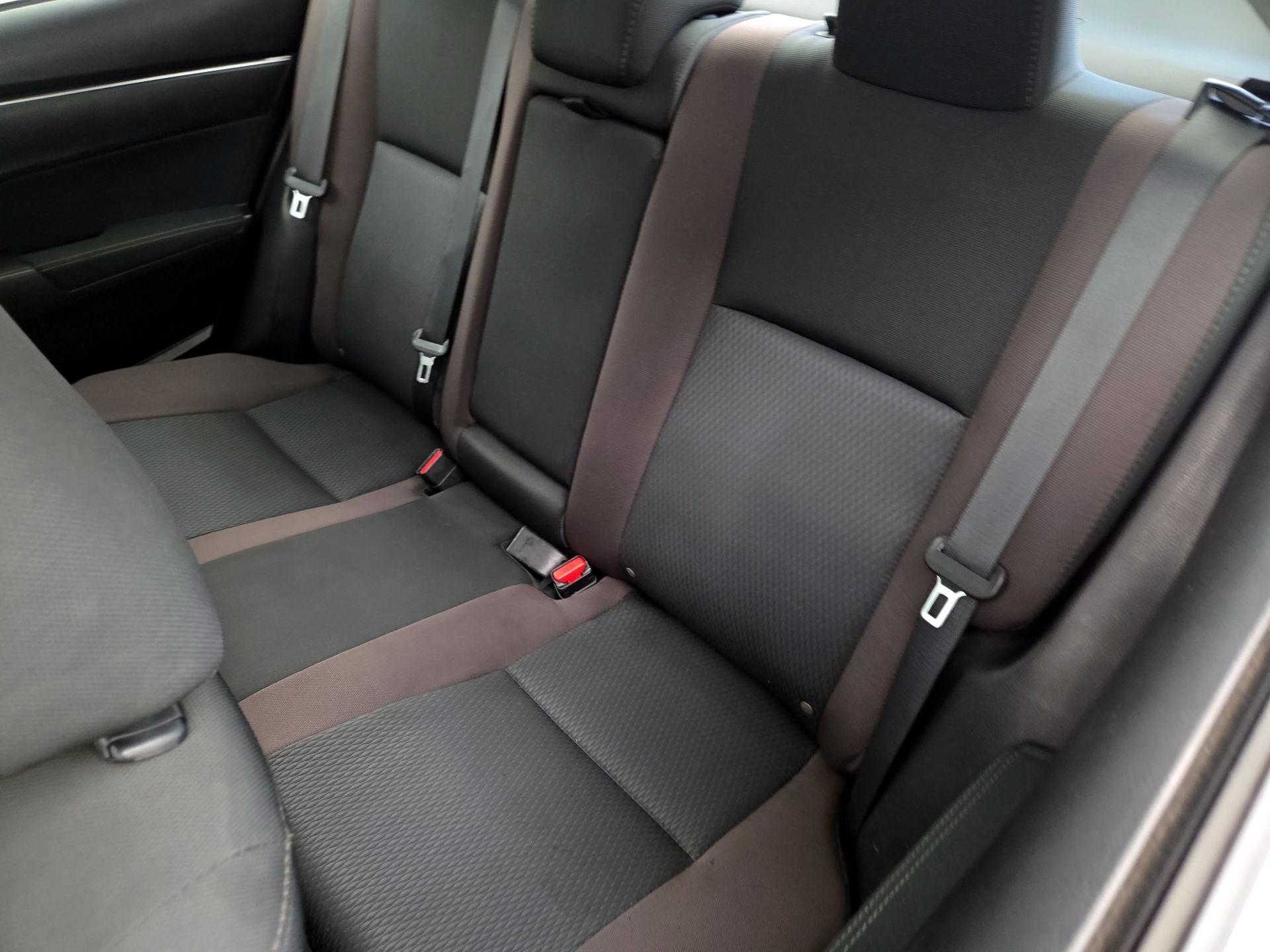 Thumbnail: 2018 Toyota Corolla - 19