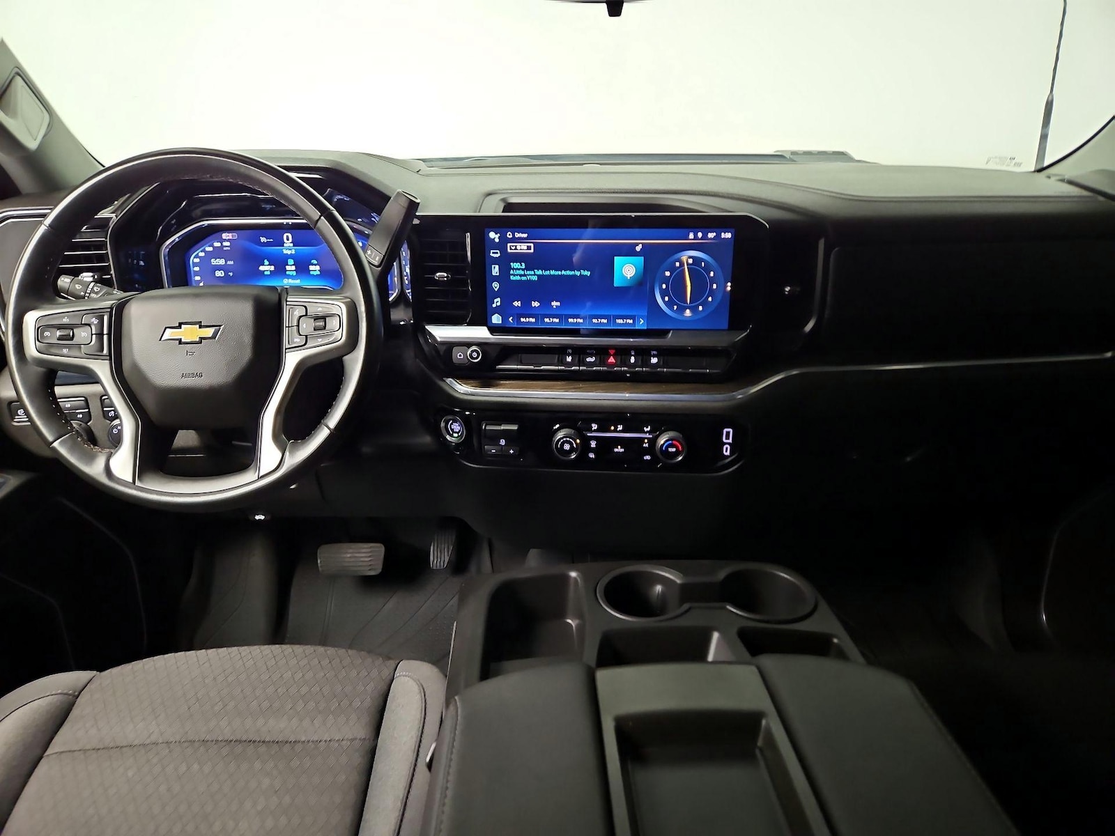 2024 Chevrolet Silverado 2500HD LT - Photo 10