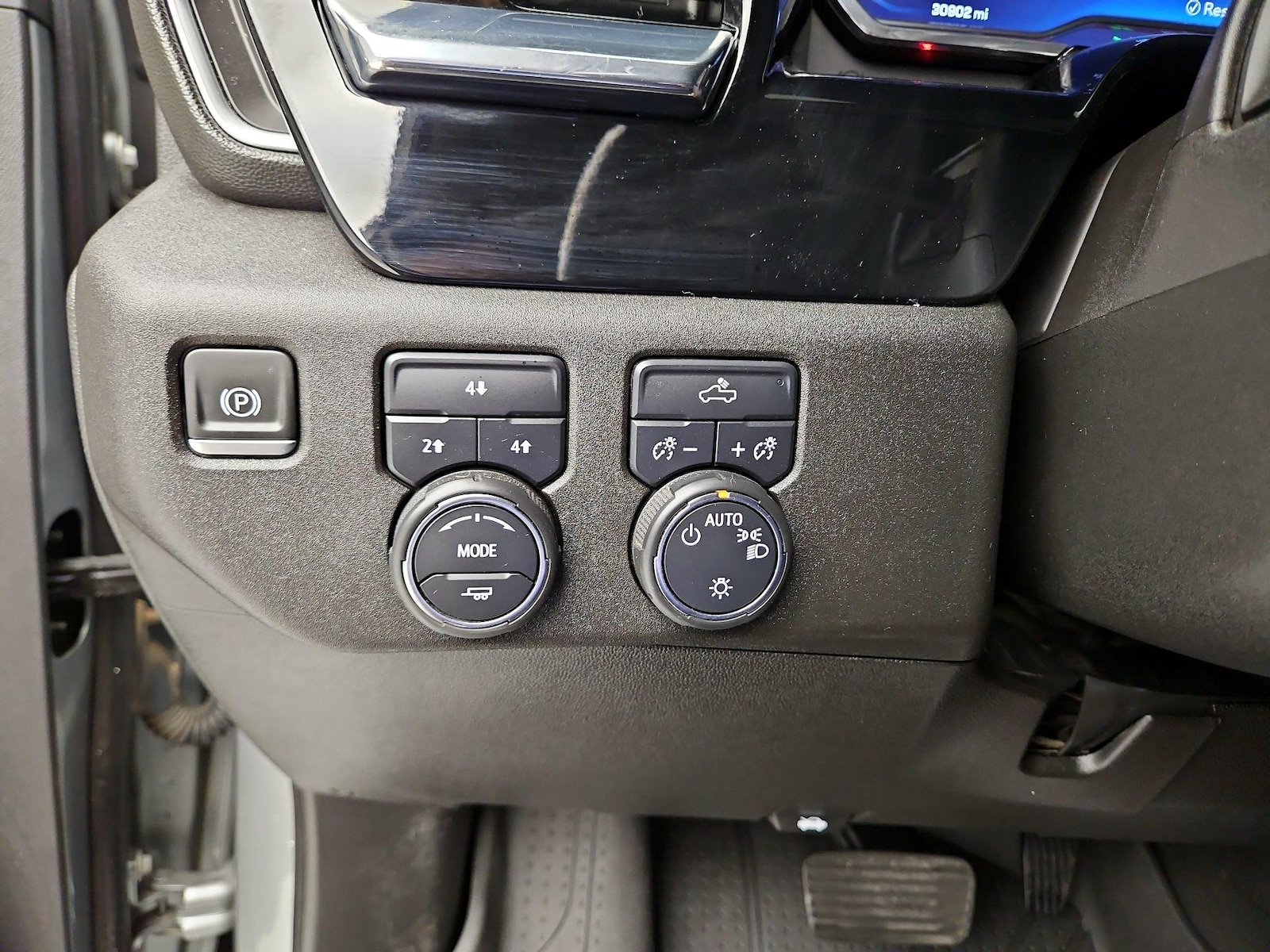 2024 Chevrolet Silverado 2500HD LT - Photo 14