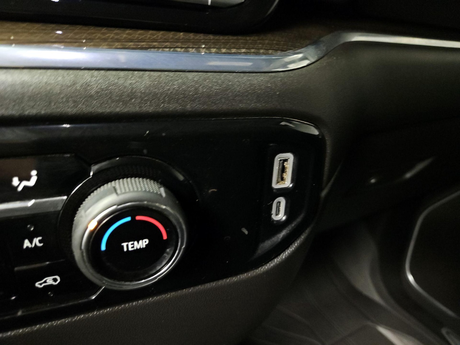 2024 Chevrolet Silverado 2500HD LT - Photo 19