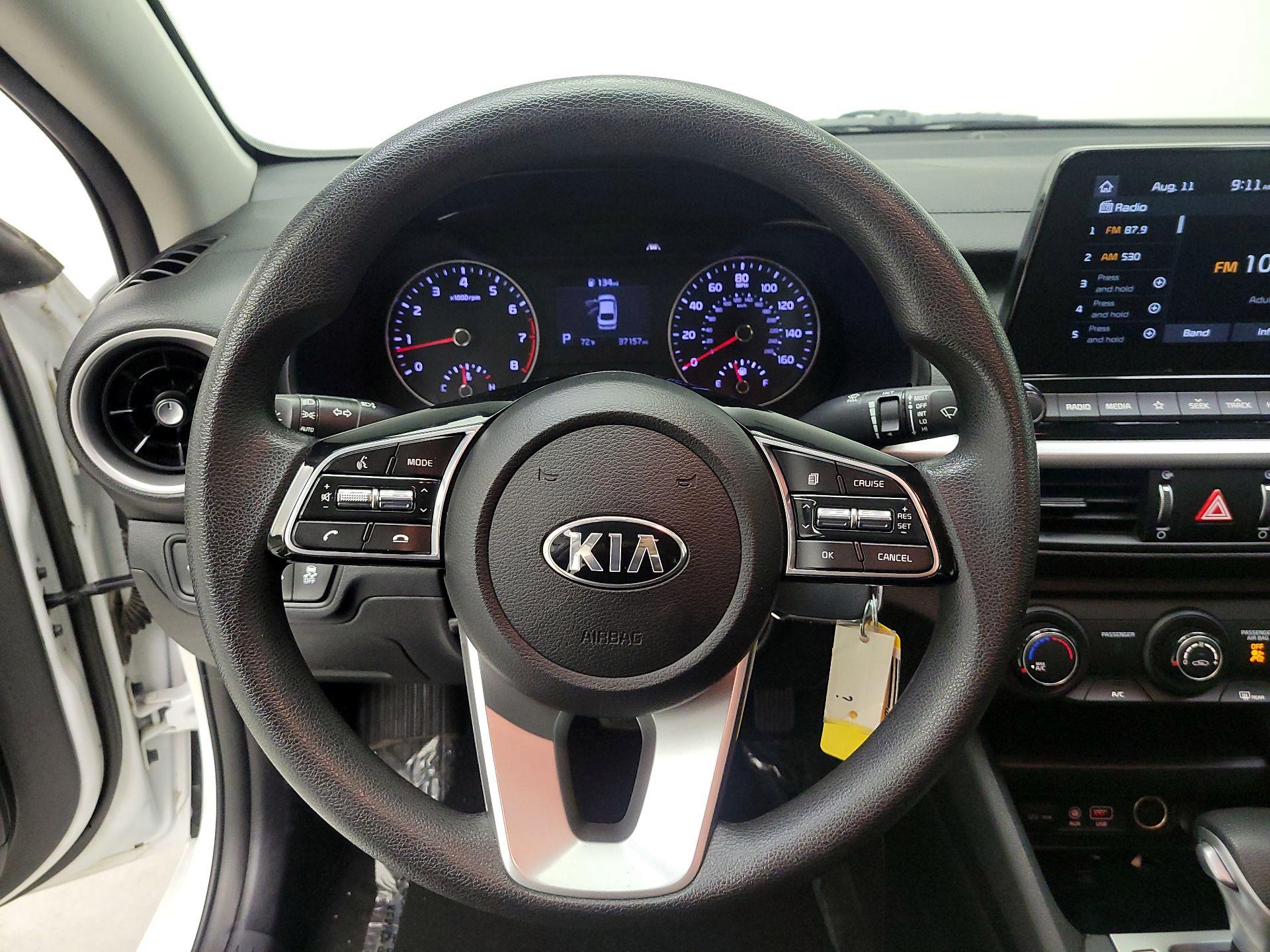 Thumbnail: 2021 Kia Forte - 10