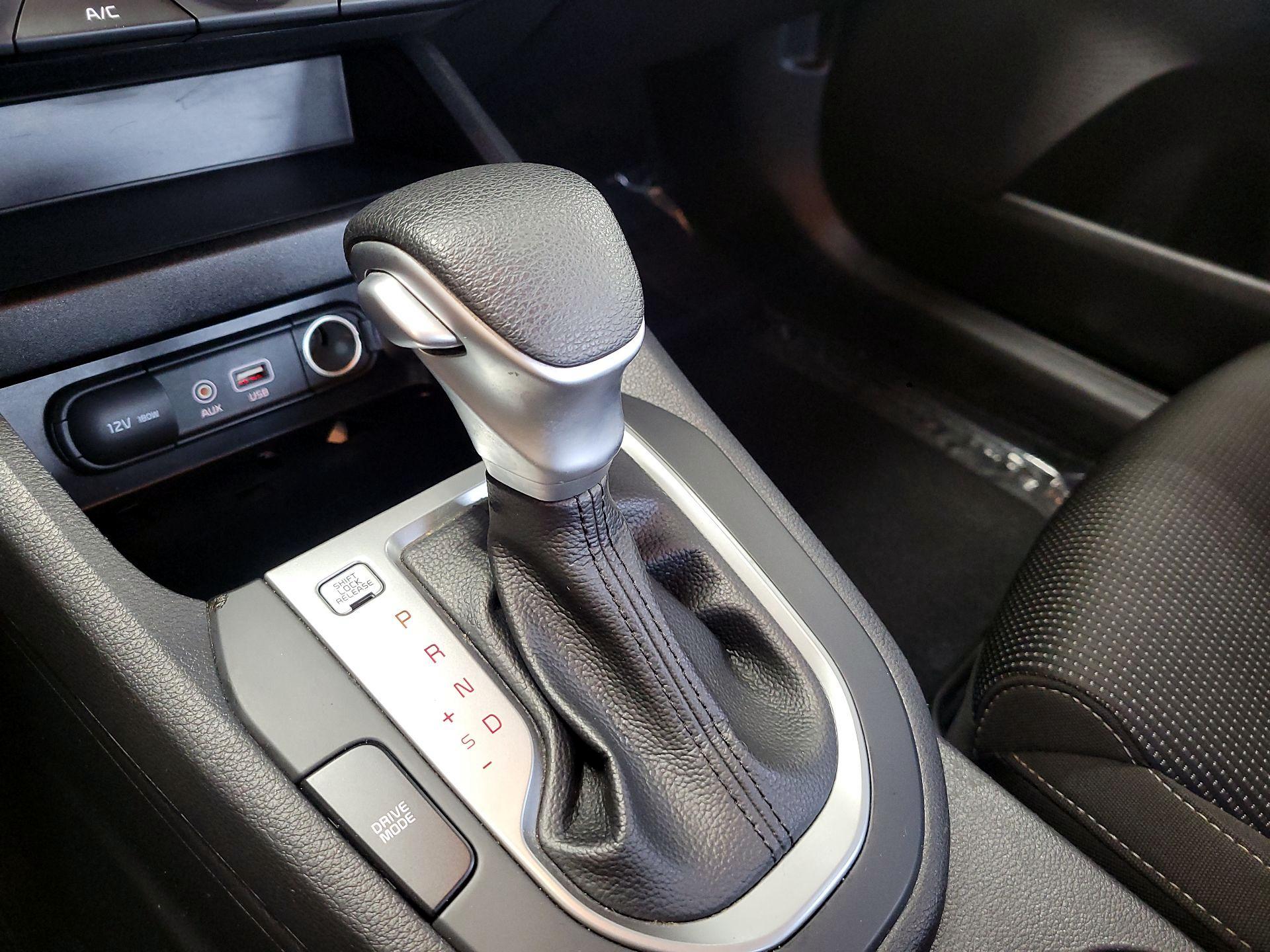 Thumbnail: 2021 Kia Forte - 17