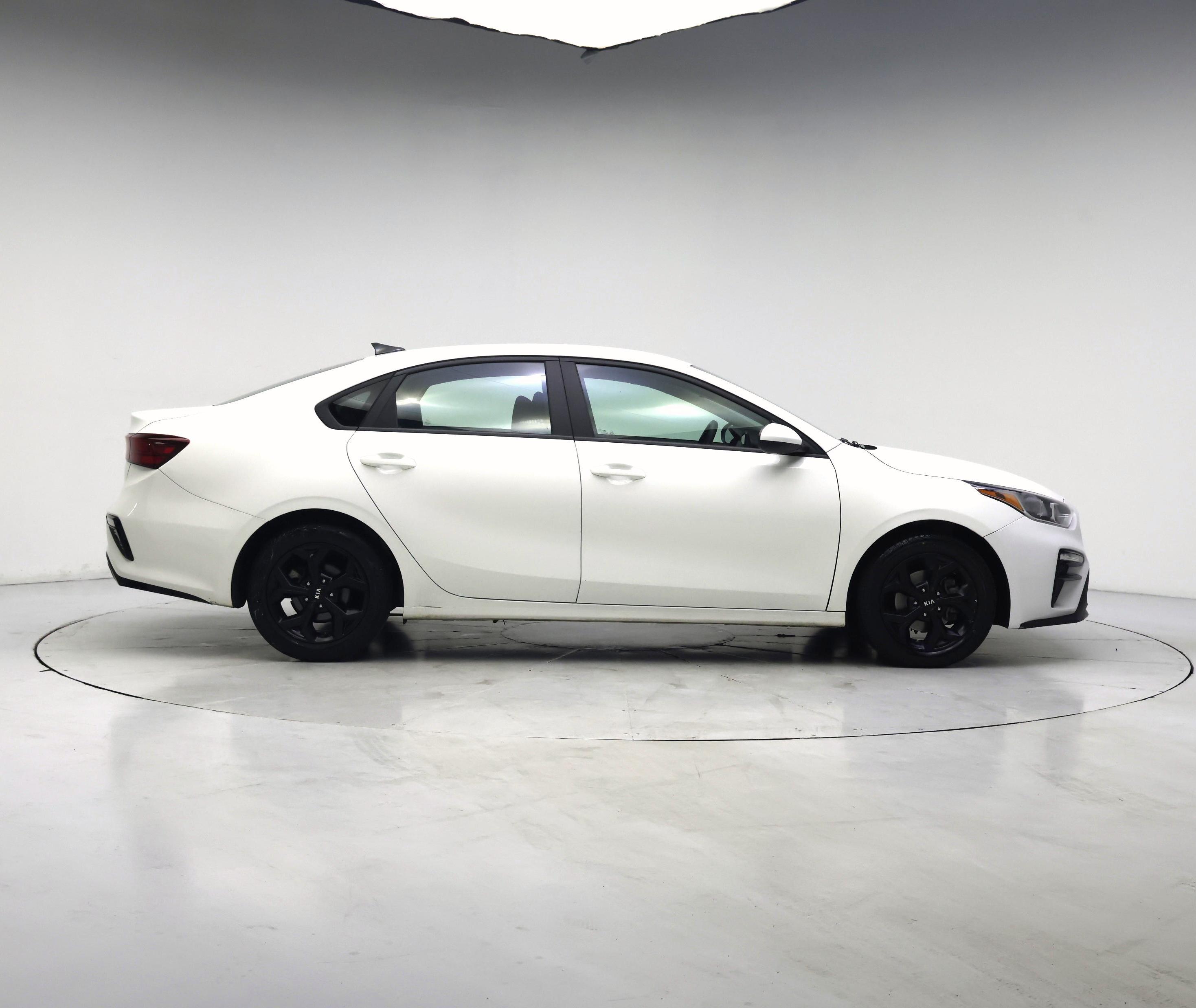 Thumbnail: 2021 Kia Forte - 7